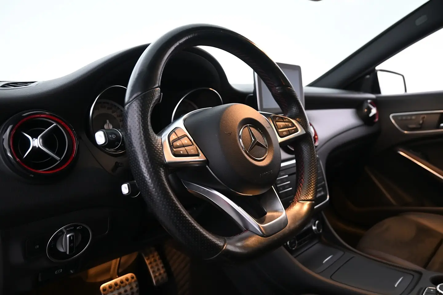 Car Image - u6eC6VTXMlssJaaSaWBAt