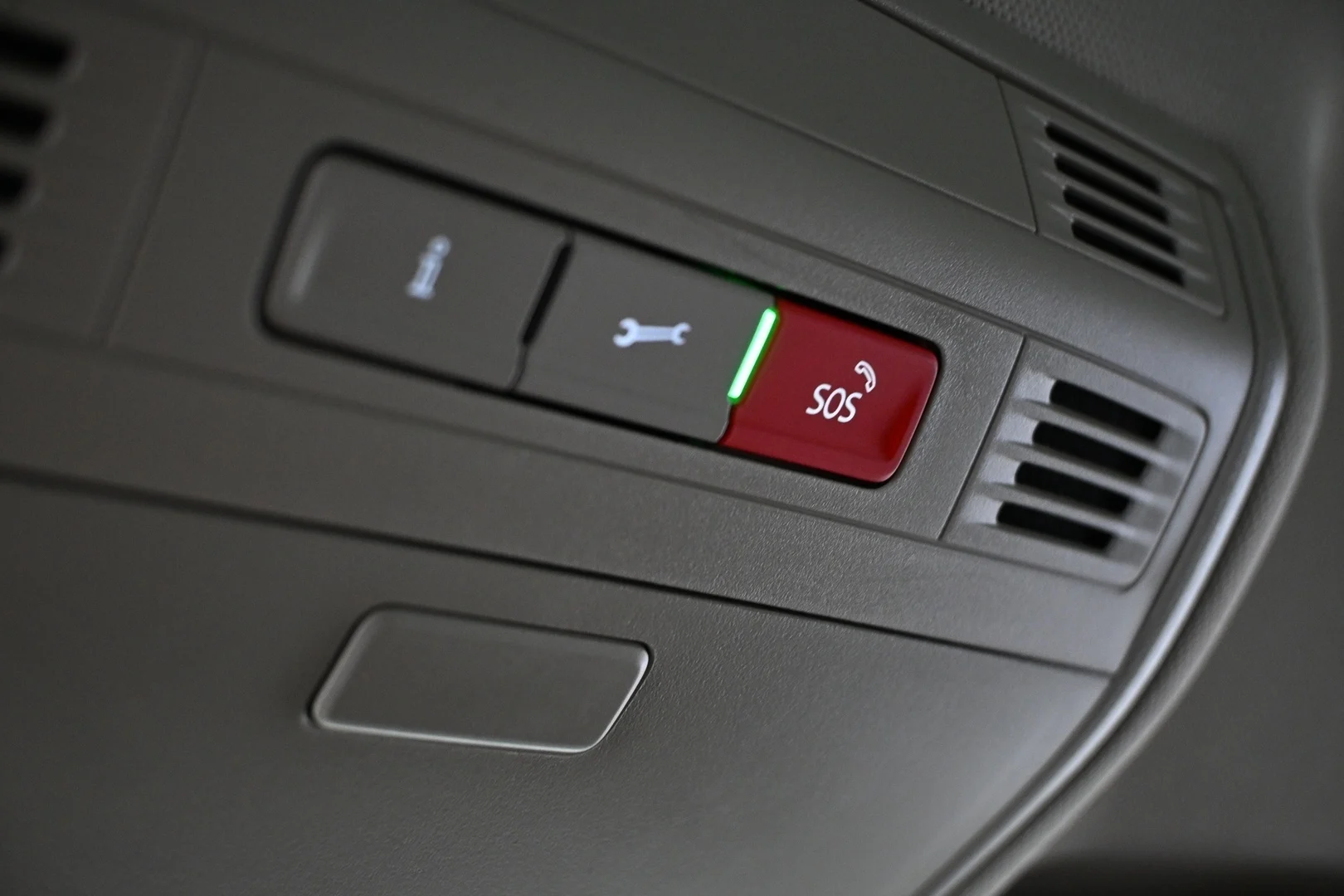 Car Image - 6akuVaDCLxw1065xDrd3tx