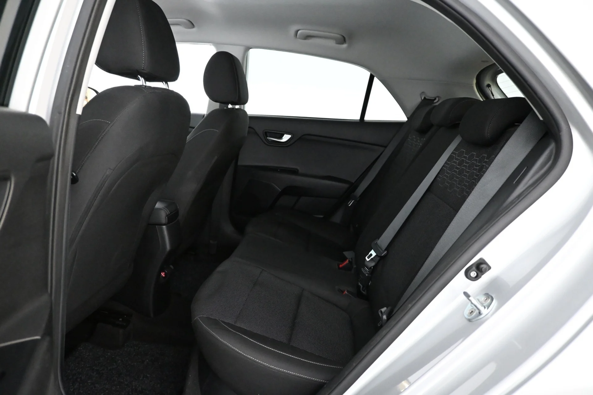 Car Image - 1bu1AvvQYn1nCqyM9FqKtN