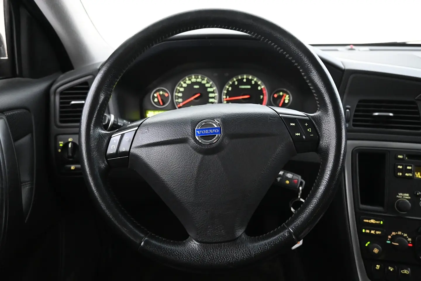 Car Image - 6vZ8fMSASdm2ENlZGrglq8