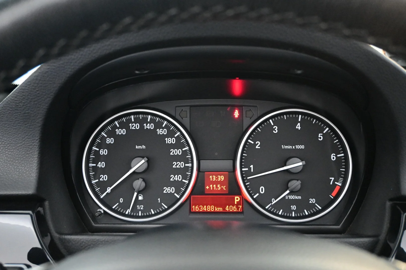 Car Image - aAPX3ZTVSTD913xkr6X7H