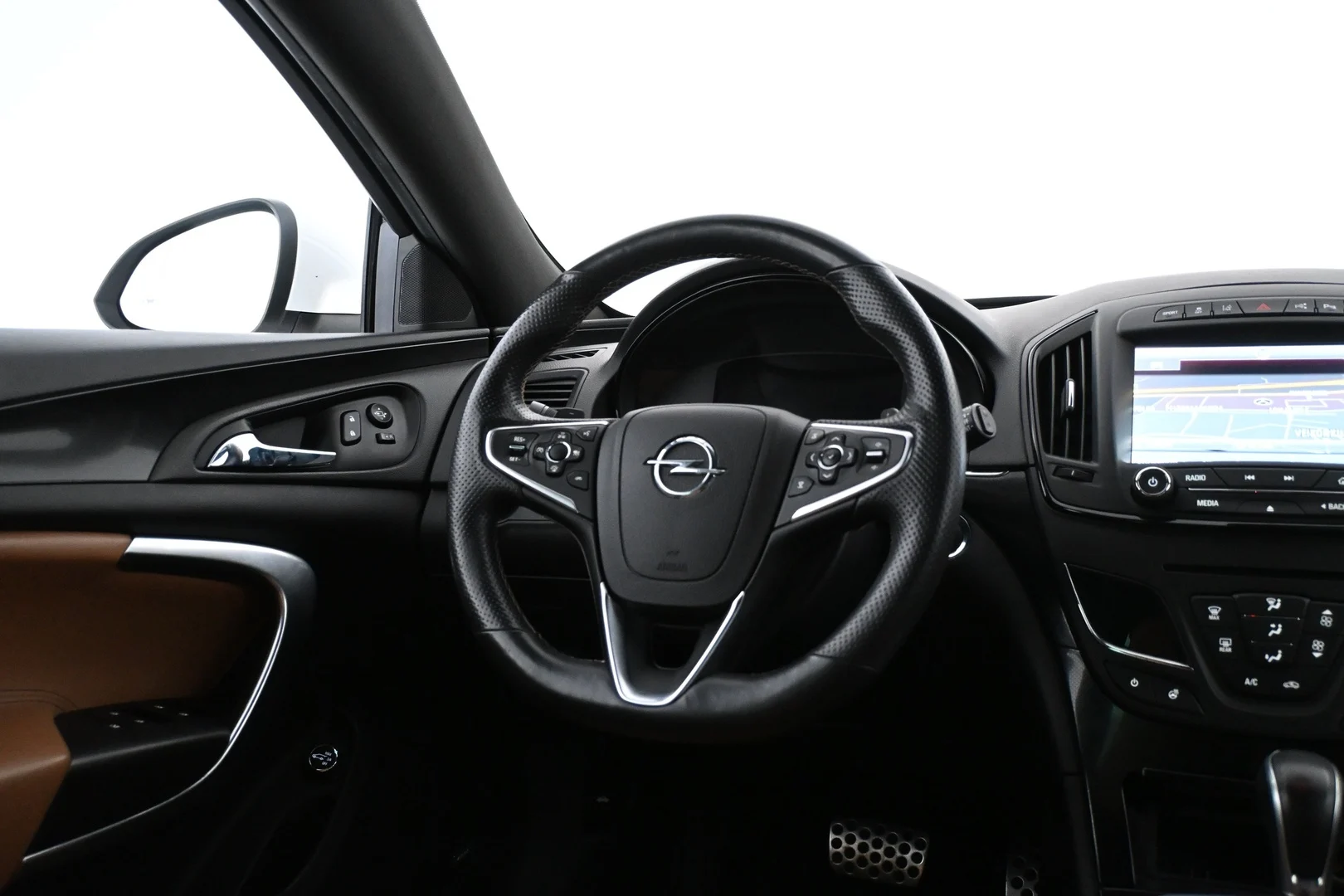 Car Image - 3oBs46ZNGxXDKZ8Qamamb7