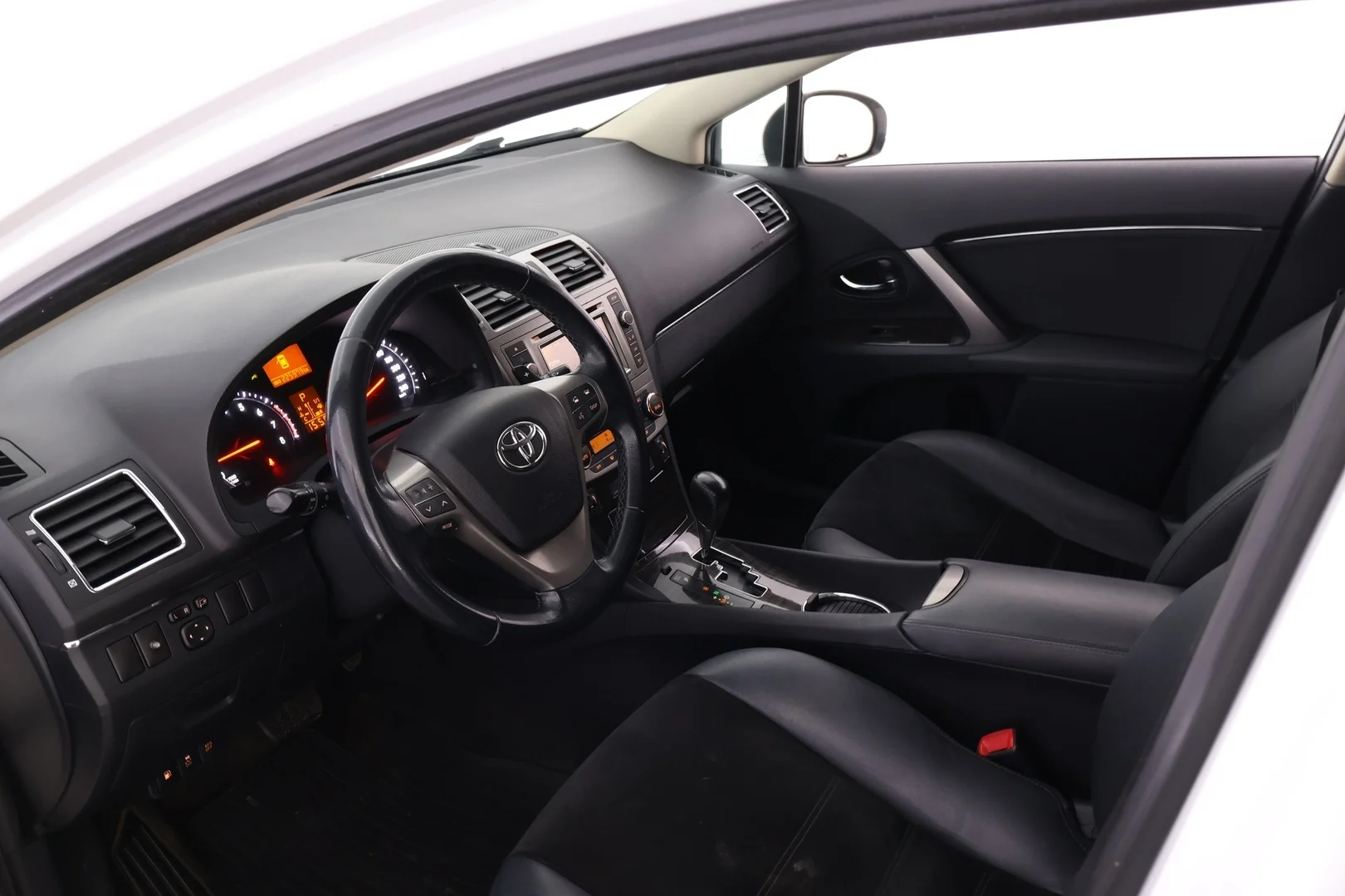 Car Image - Elyfe4bzUJAyDkmMQUpMU