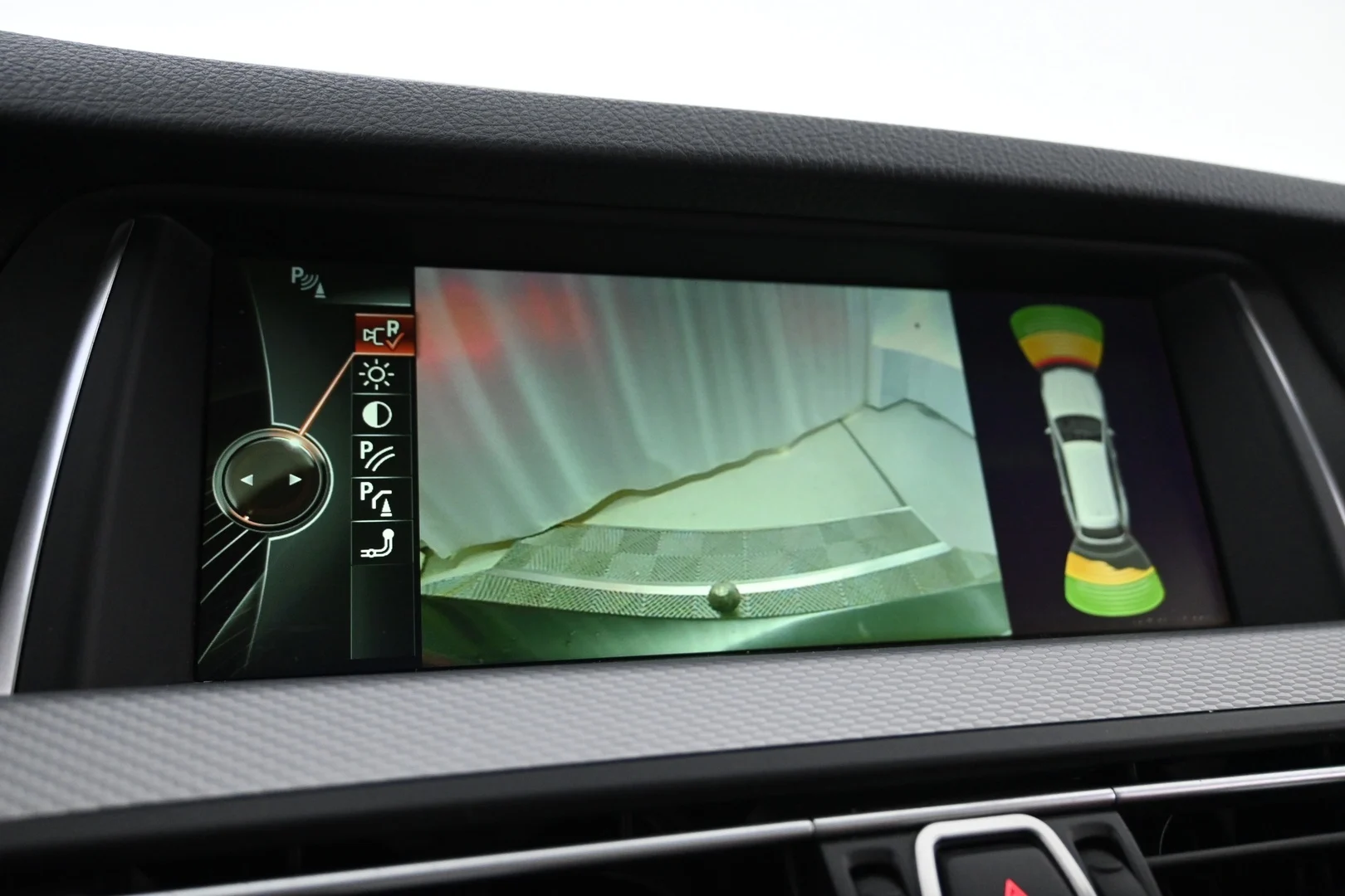 Car Image - 5i5xBCiZtYeb37rc4Ht7dX