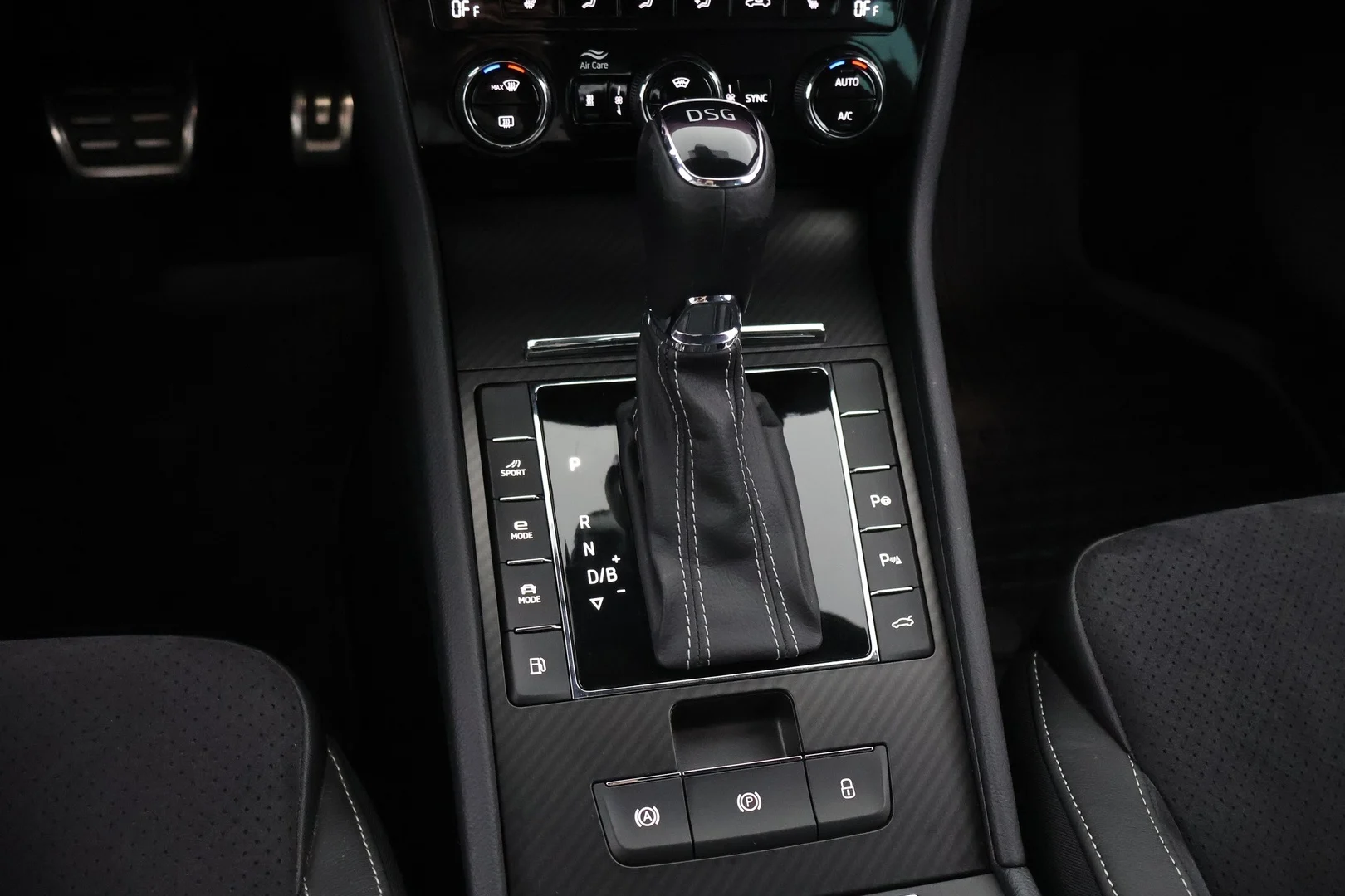 Car Image - 7FnYm6V1rkDS4VkWWBdUX4