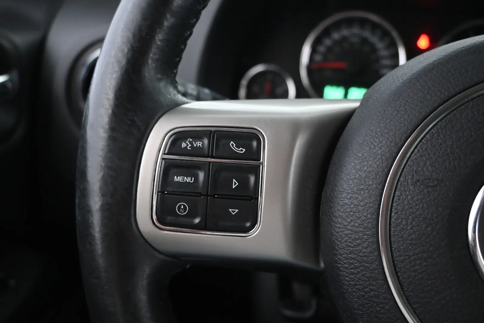 Car Image - 1IsQGRRB4lClja8HPusEFg