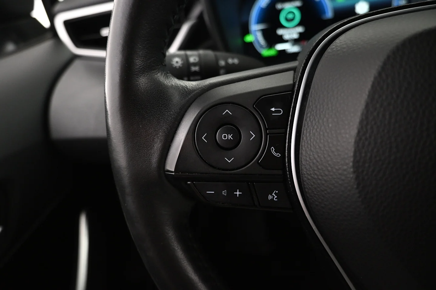 Car Image - 2MOS1IktoID5wPIMi3Rf97