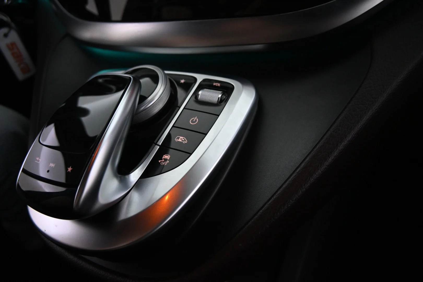 Car Image - 1GsUdBKnBLZW6qVaO1G1Z5