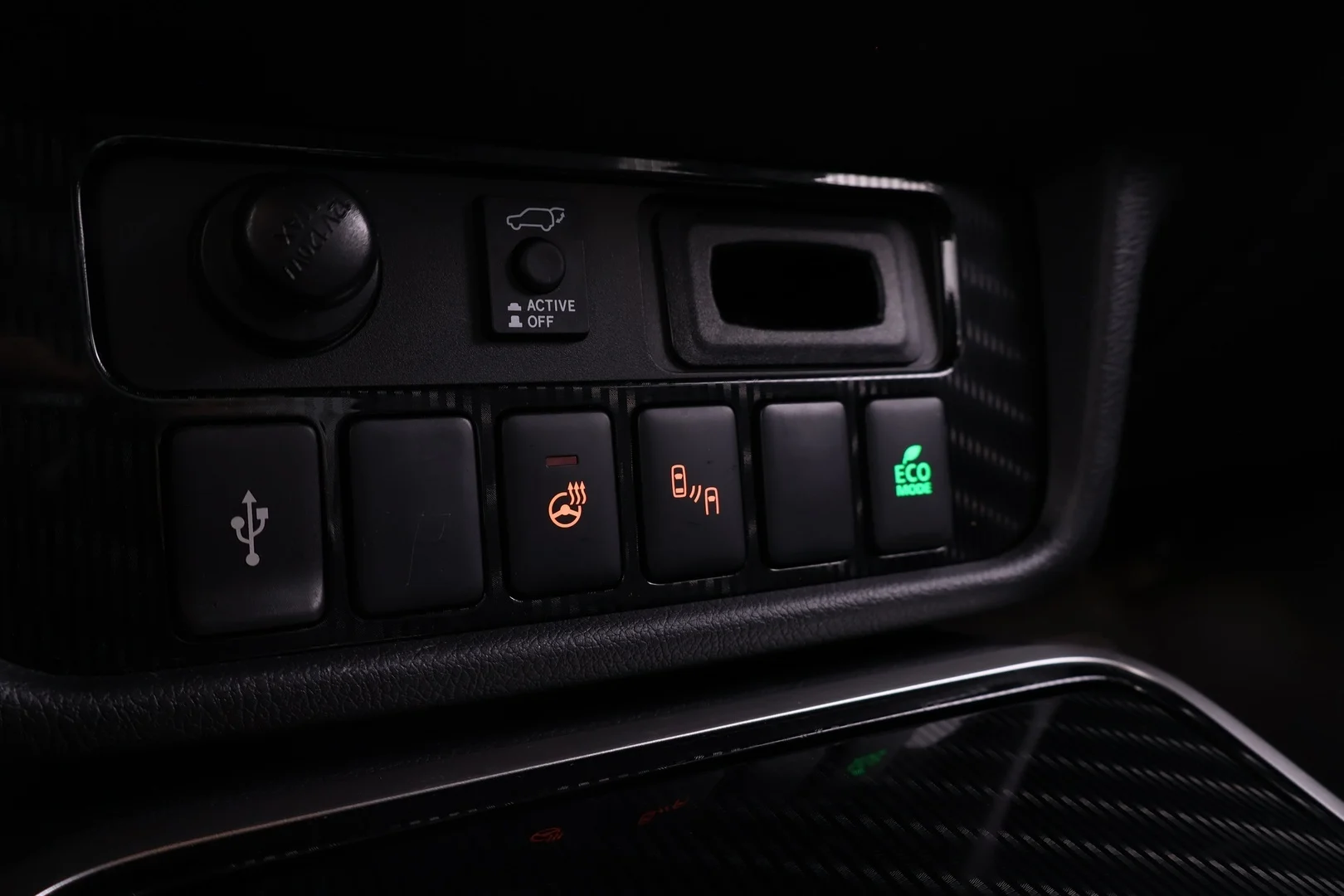 Car Image - 2hPN6NabmMF0SSYtjuqdFA
