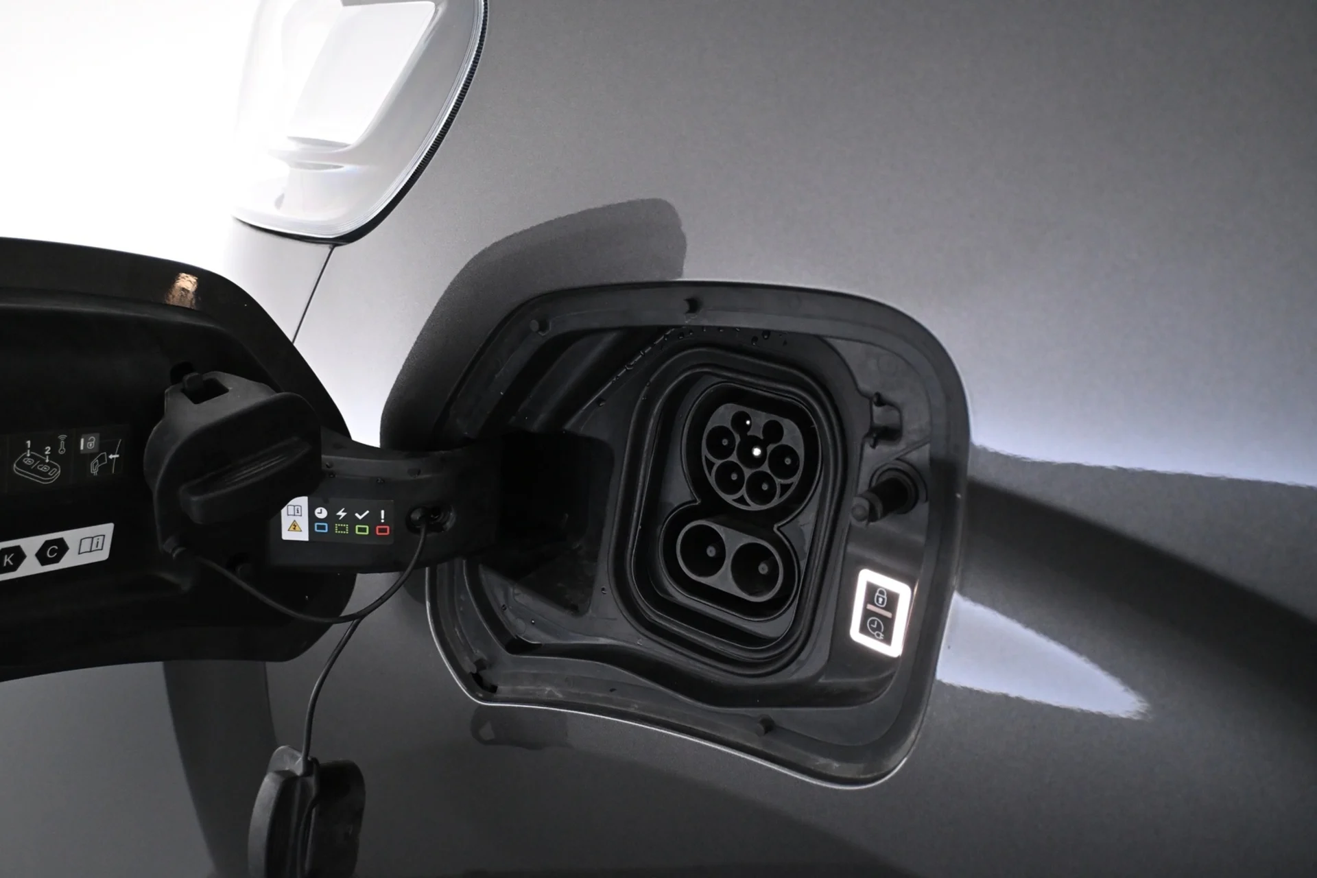 Car Image - 1lHO5GaGAEieRXZypUUPst