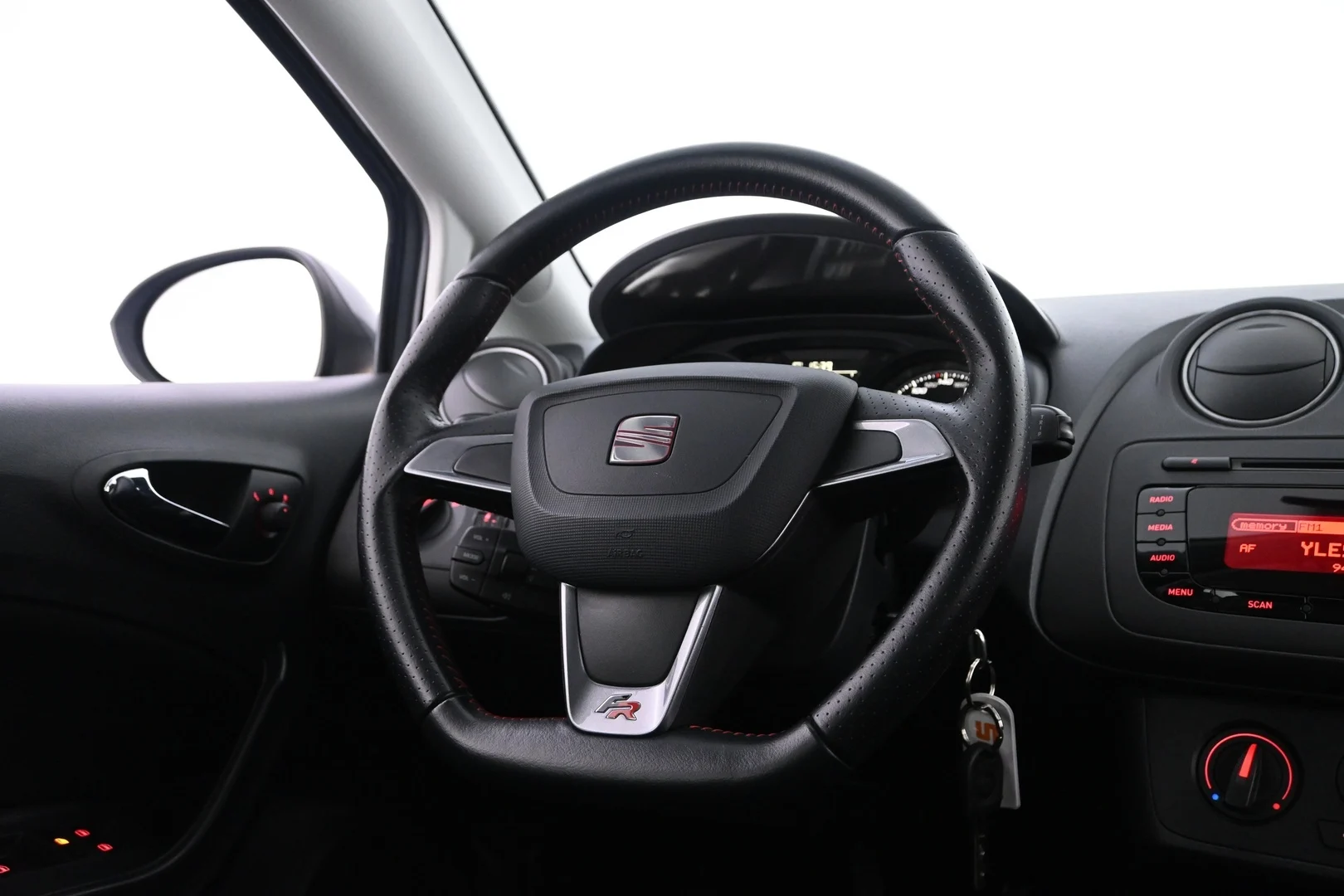 Car Image - 5dtHuUwIjnYxjoJY26c6ti