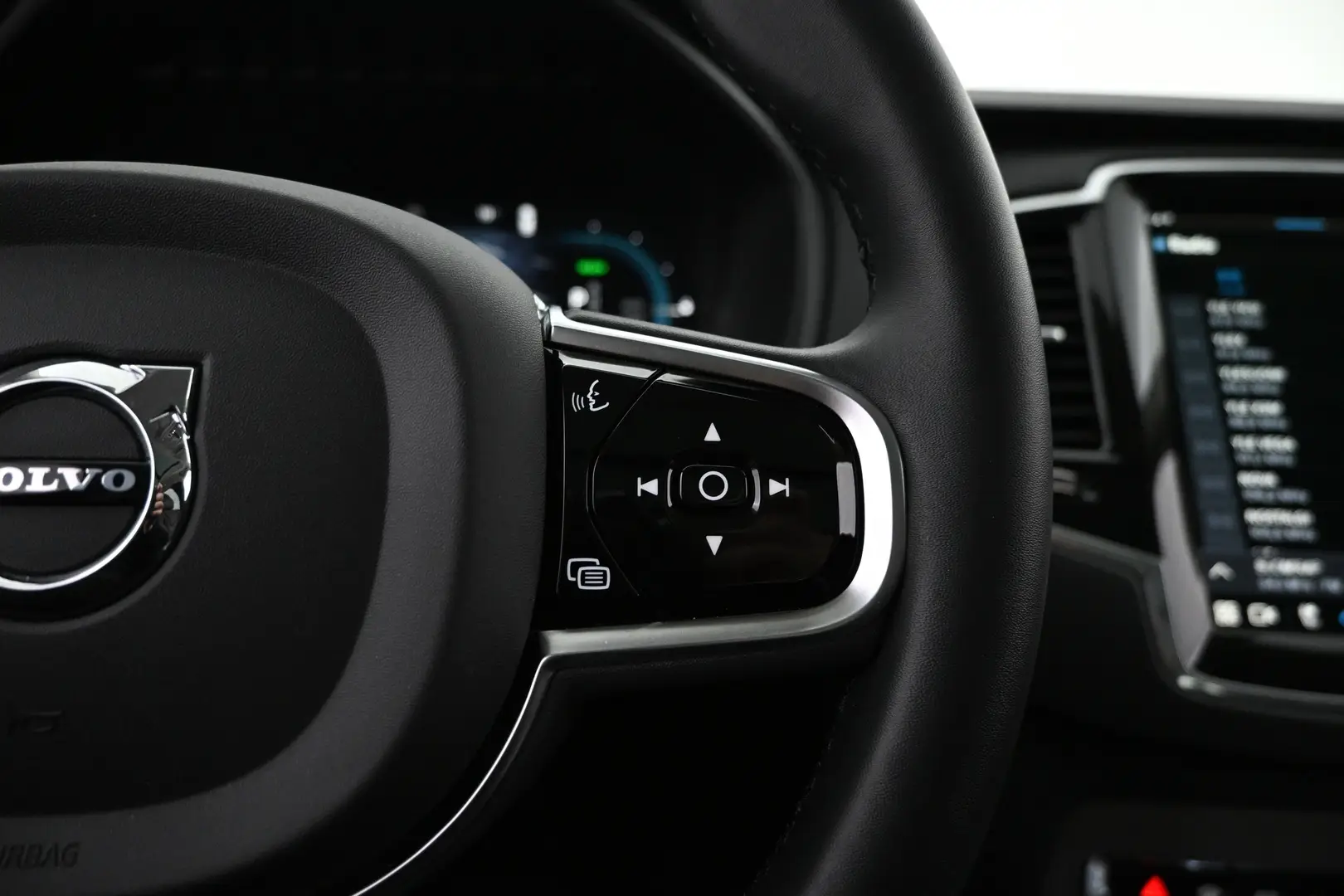 Car Image - 11qN05YjLGWfU9ydBmBJNj