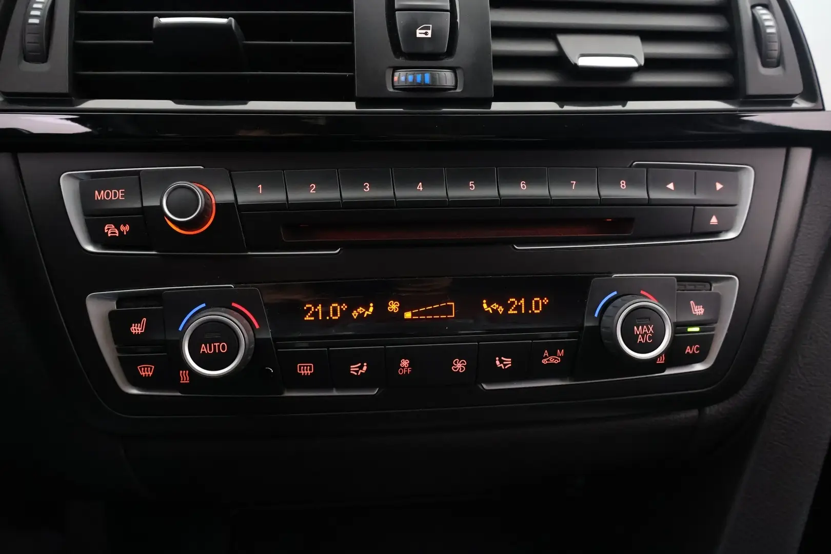 Car Image - 49xx7WQn4jc5EJMa48KAih