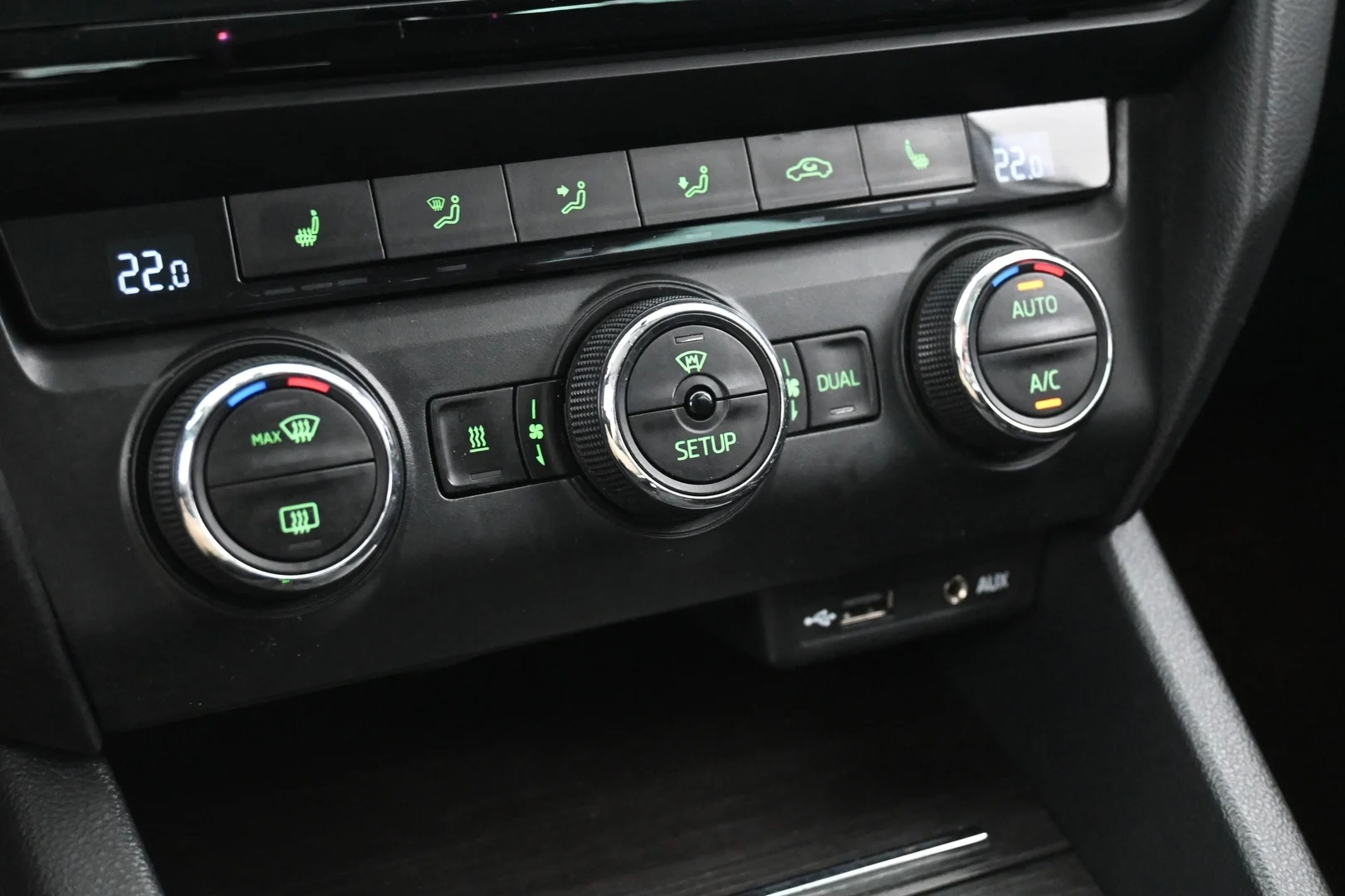 Car Image - 72YtNw0L6Q02AhpjgOzRr6