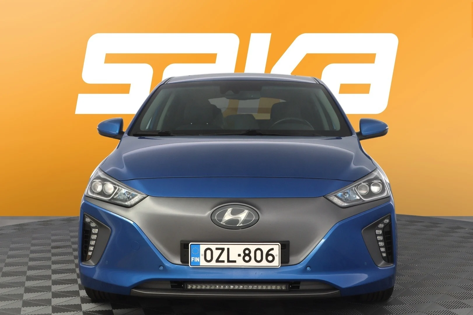 Car Image - 6R7JnstNLaDc9QaJjiTSiQ