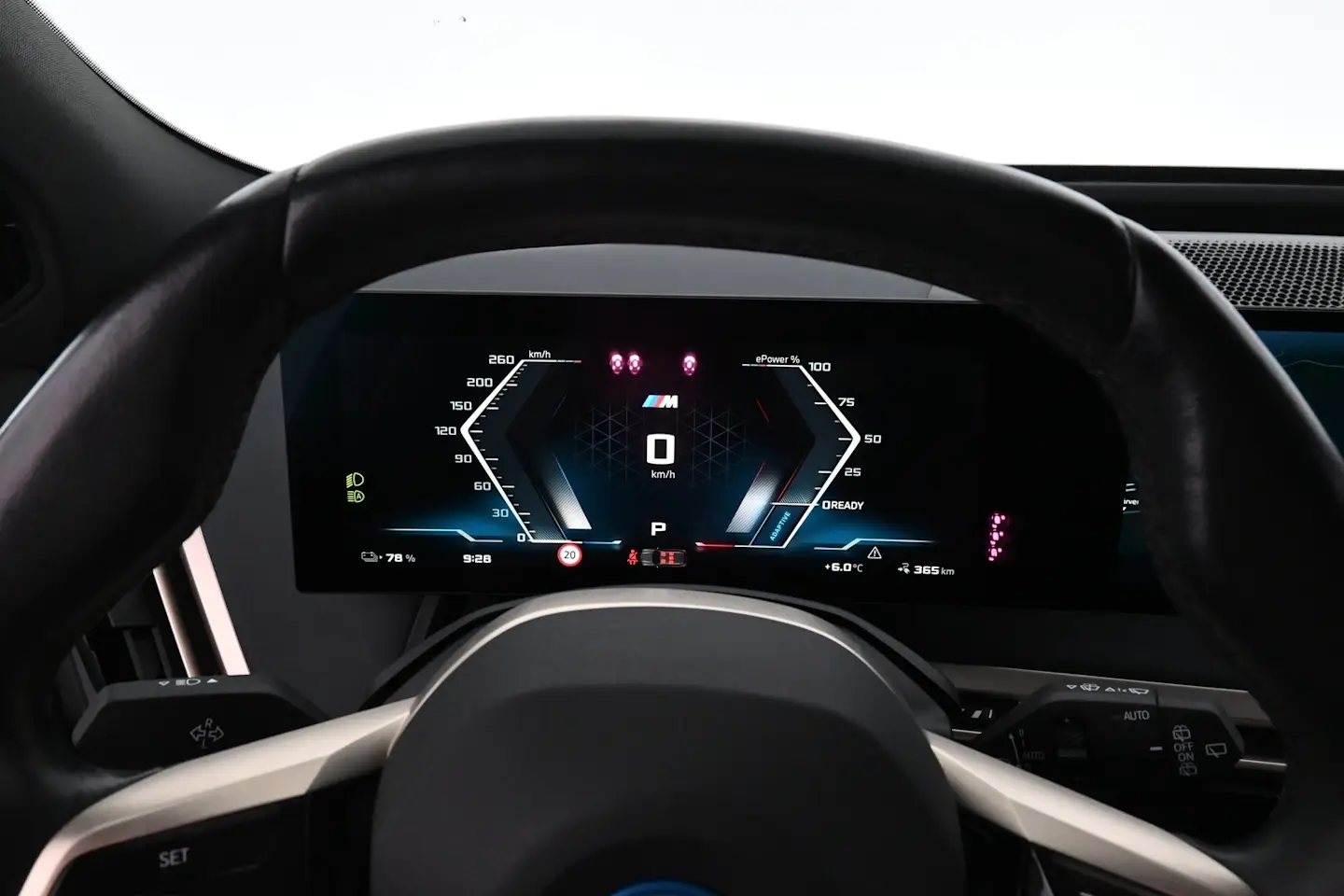 Car Image - 4K6Hz0TvUQsxtr35OYwuH7