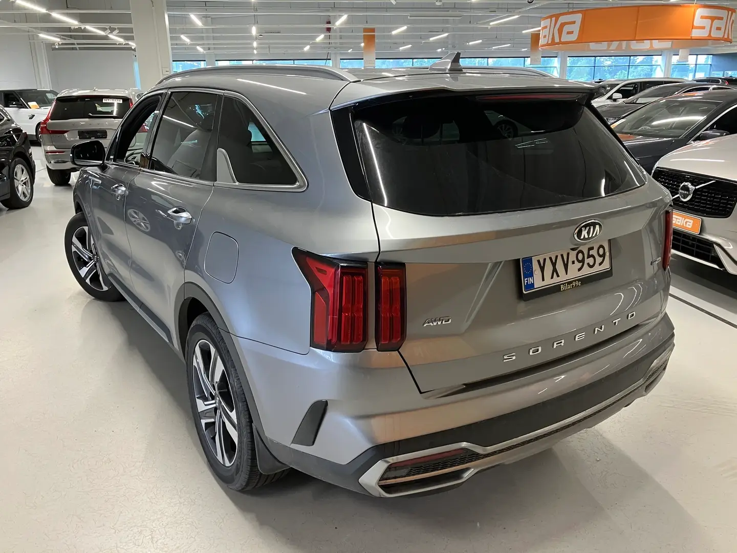 Car Image - 1Oh8HDA9EIpJNoNBcOuSWT