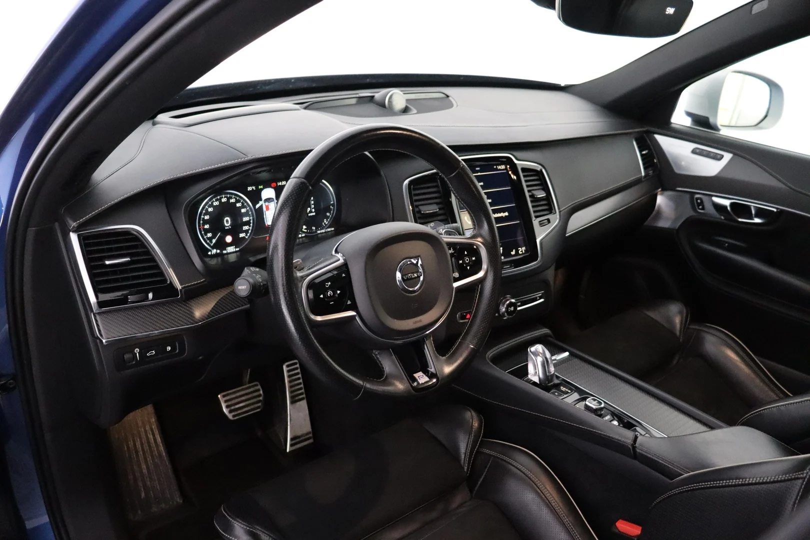 Car Image - 4fKc41533cI8DOs8DQBbdJ