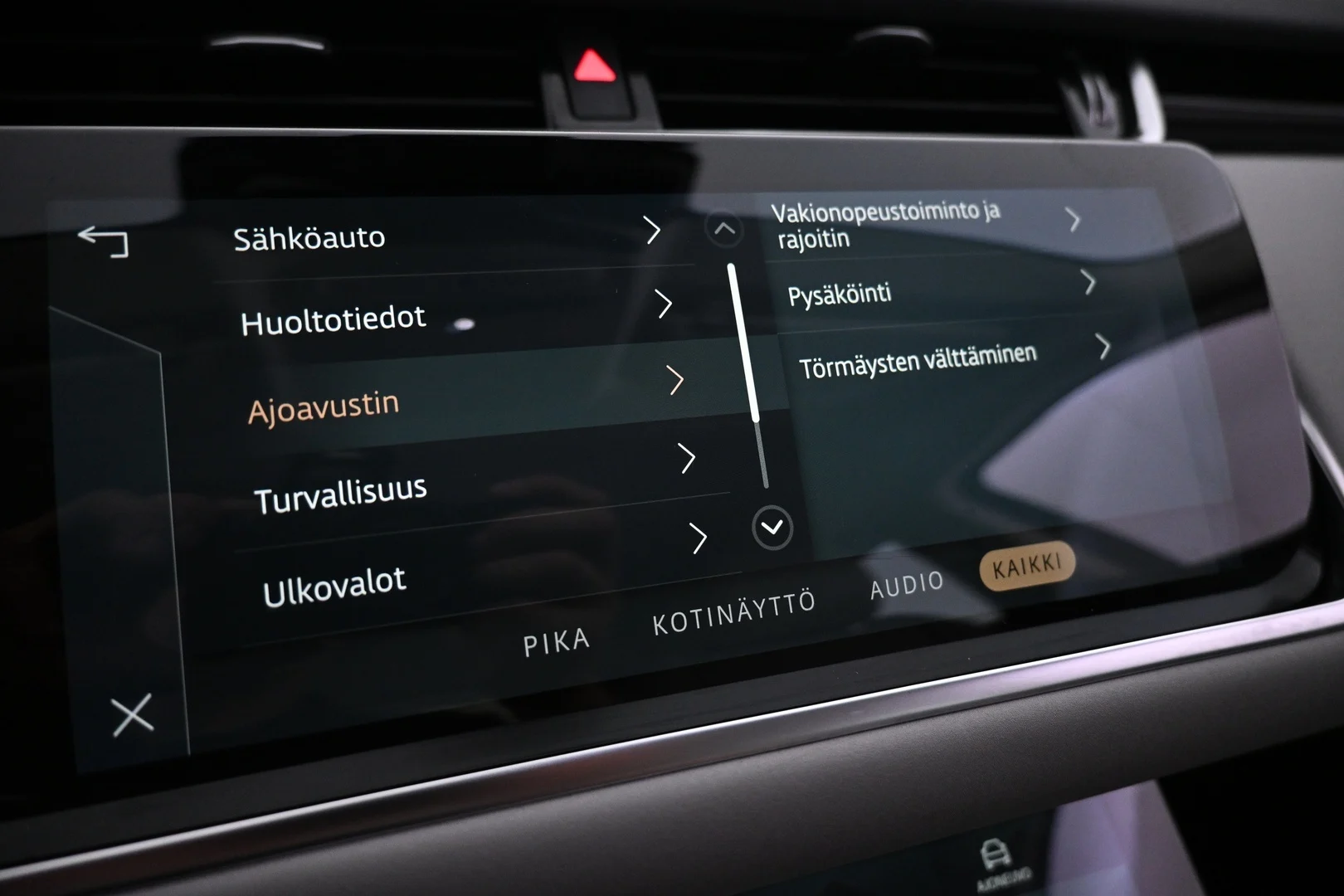 Car Image - 68WqoO4qMJYq60oUfHFUJC