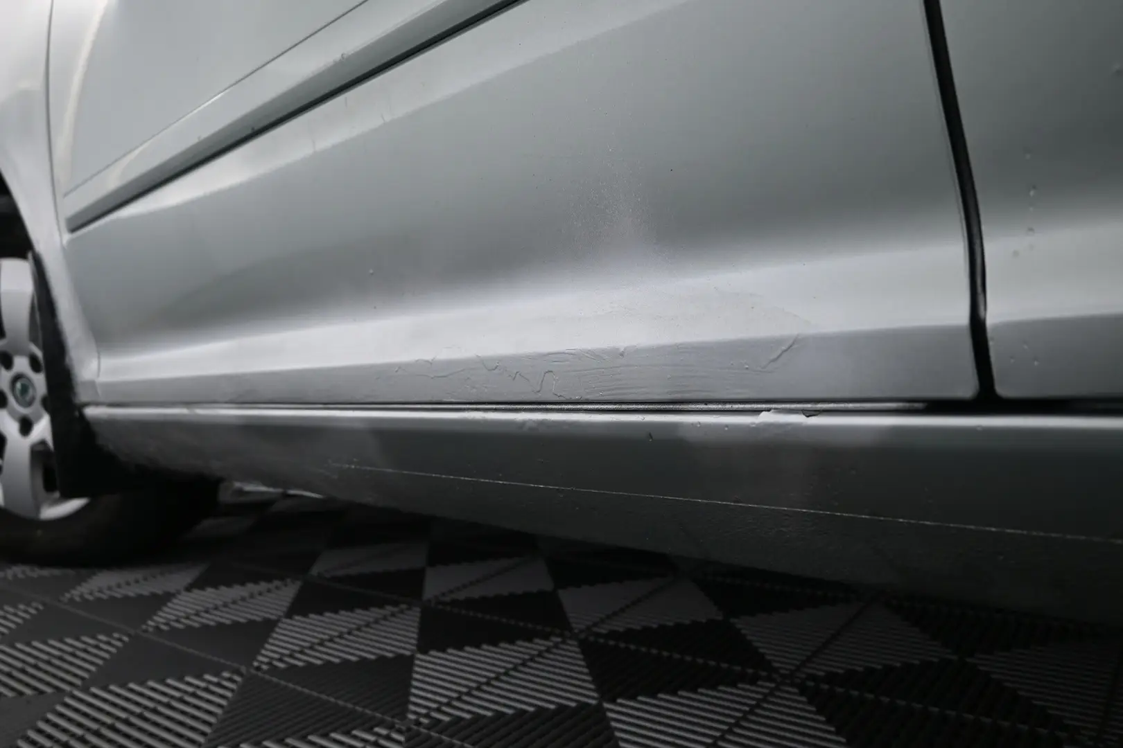 Car Image - 7F6NBdMk7TtO2vuyHZ6TwM
