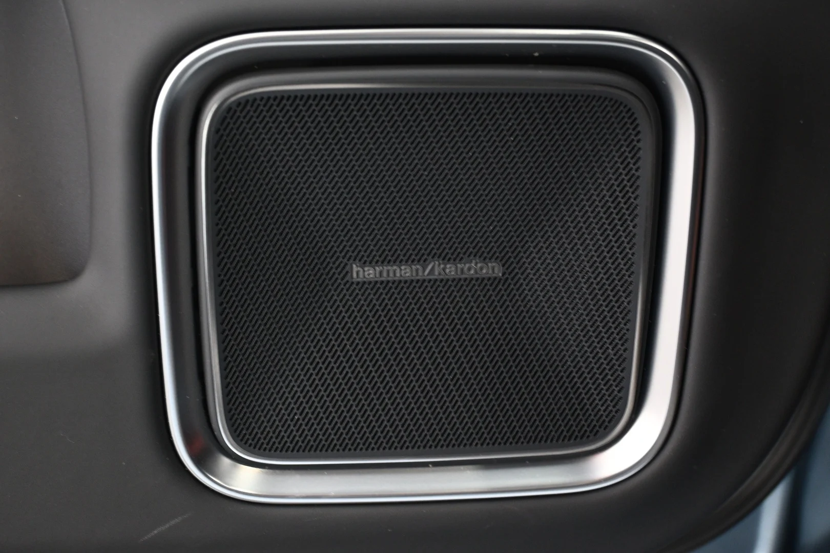 Car Image - 37dDmnCwWqhdvOorNRoxha