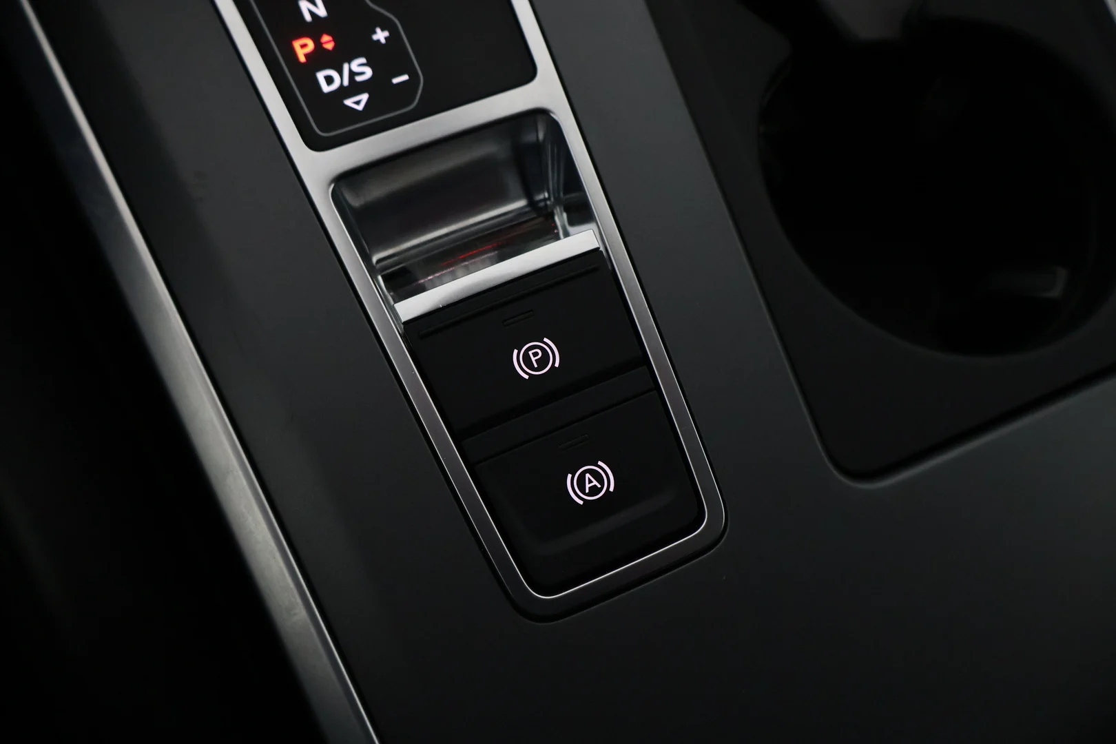 Car Image - 4uBn41JUZuhwcipXenCCeL