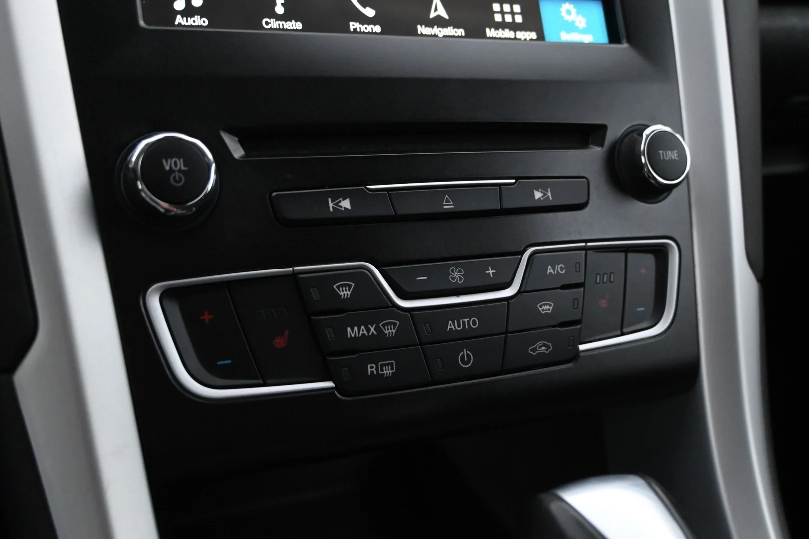 Car Image - 6Q6nMgkAnVHWrgrRfKv33s