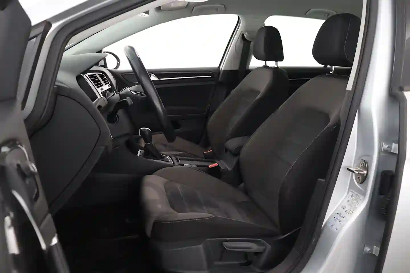 Car Image - 4EFoDguWFozAYE1t16SuRB