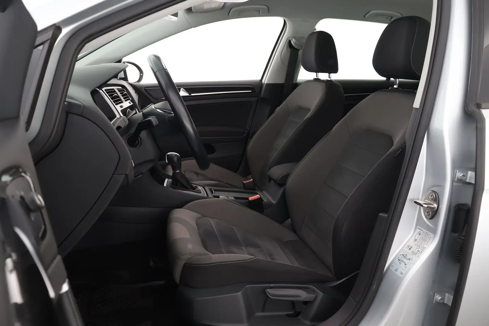 Car Image - 4EFoDguWFozAYE1t16SuRB