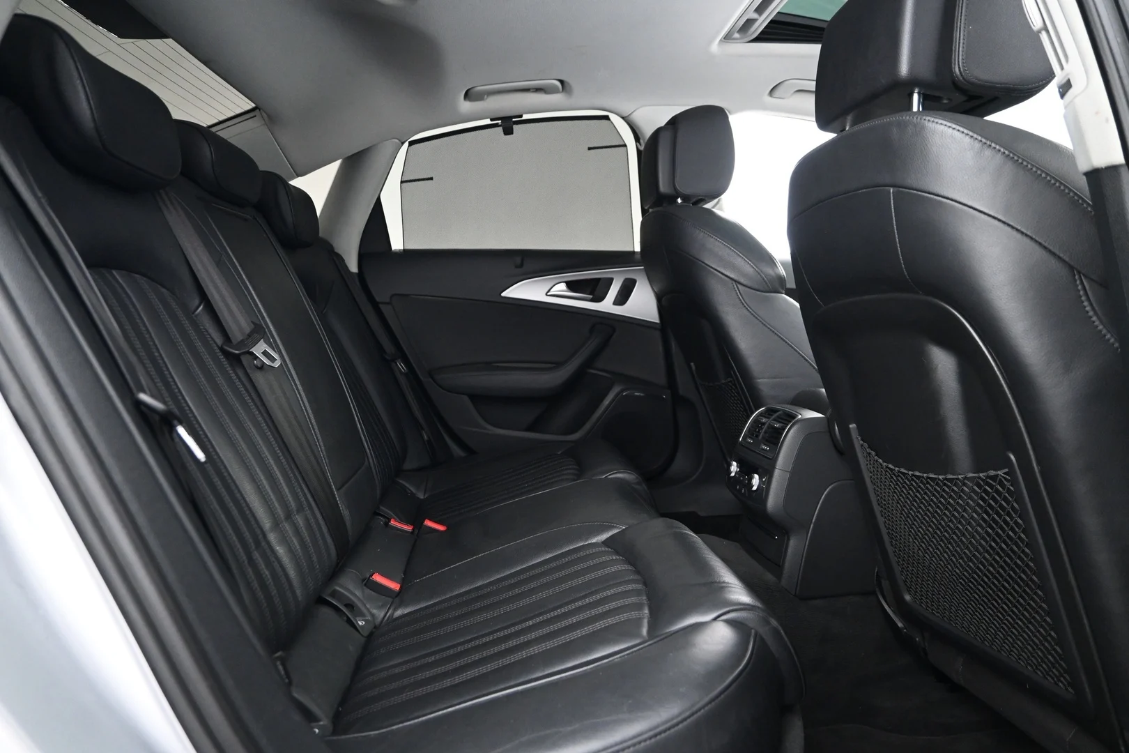 Car Image - 3Kcf3QGLk8PLLW0SEumANj
