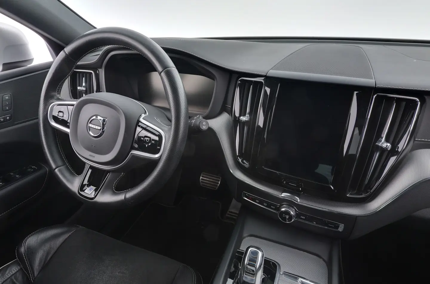 Car Image - 2q9NMRi5gxPsIvJGoZh38w