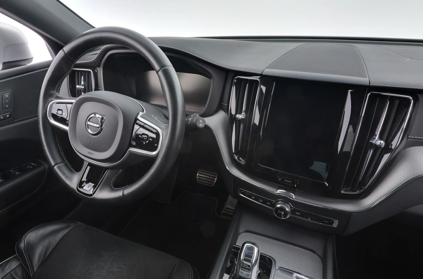 Car Image - 2q9NMRi5gxPsIvJGoZh38w