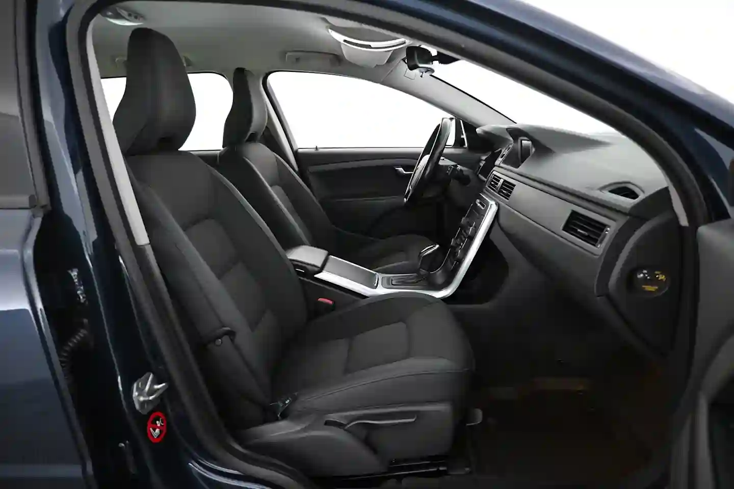 Car Image - 4V5BQhhqlZq6hvGB2rKl1I
