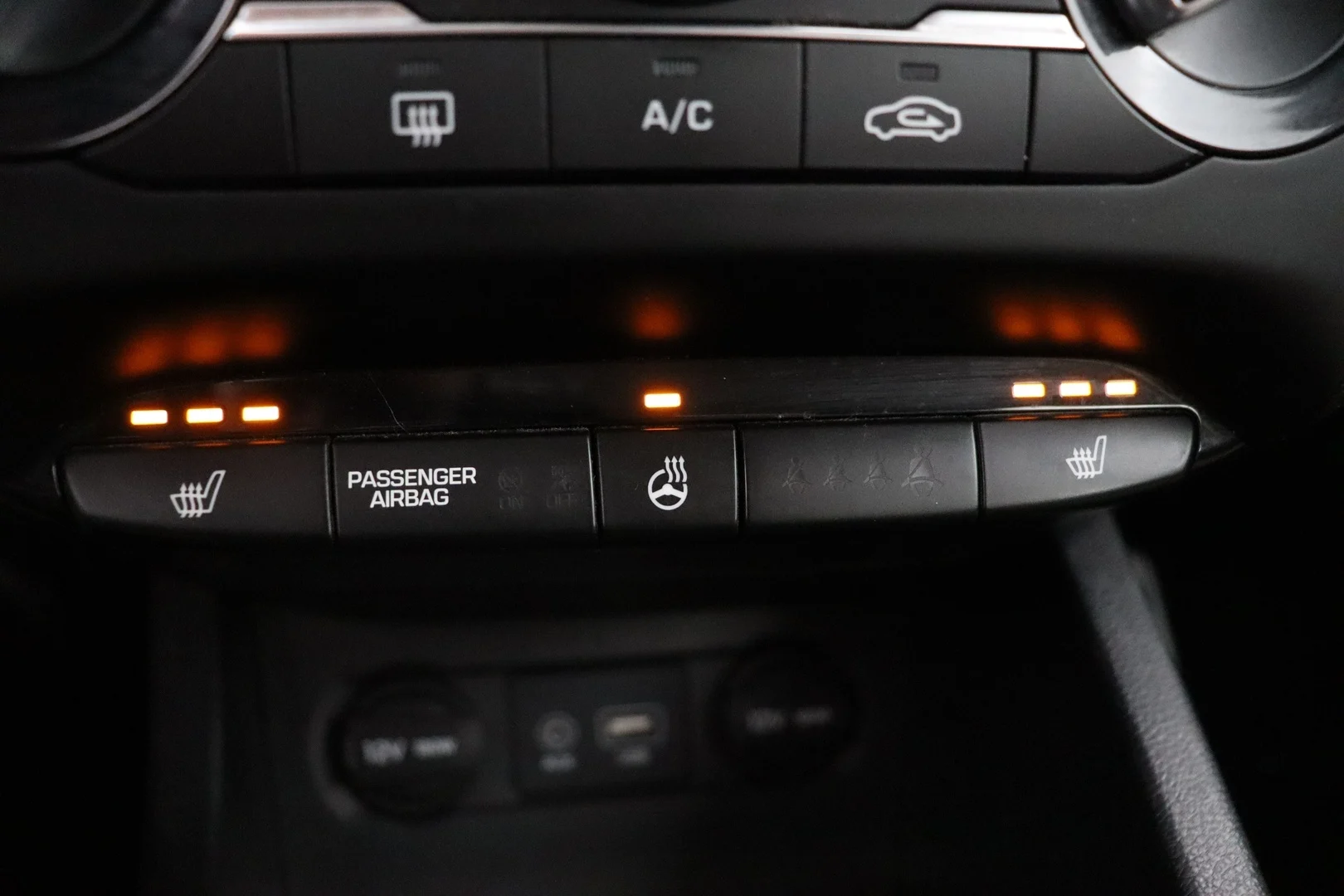 Car Image - 6AifX88beZmtFvWCubJbGY