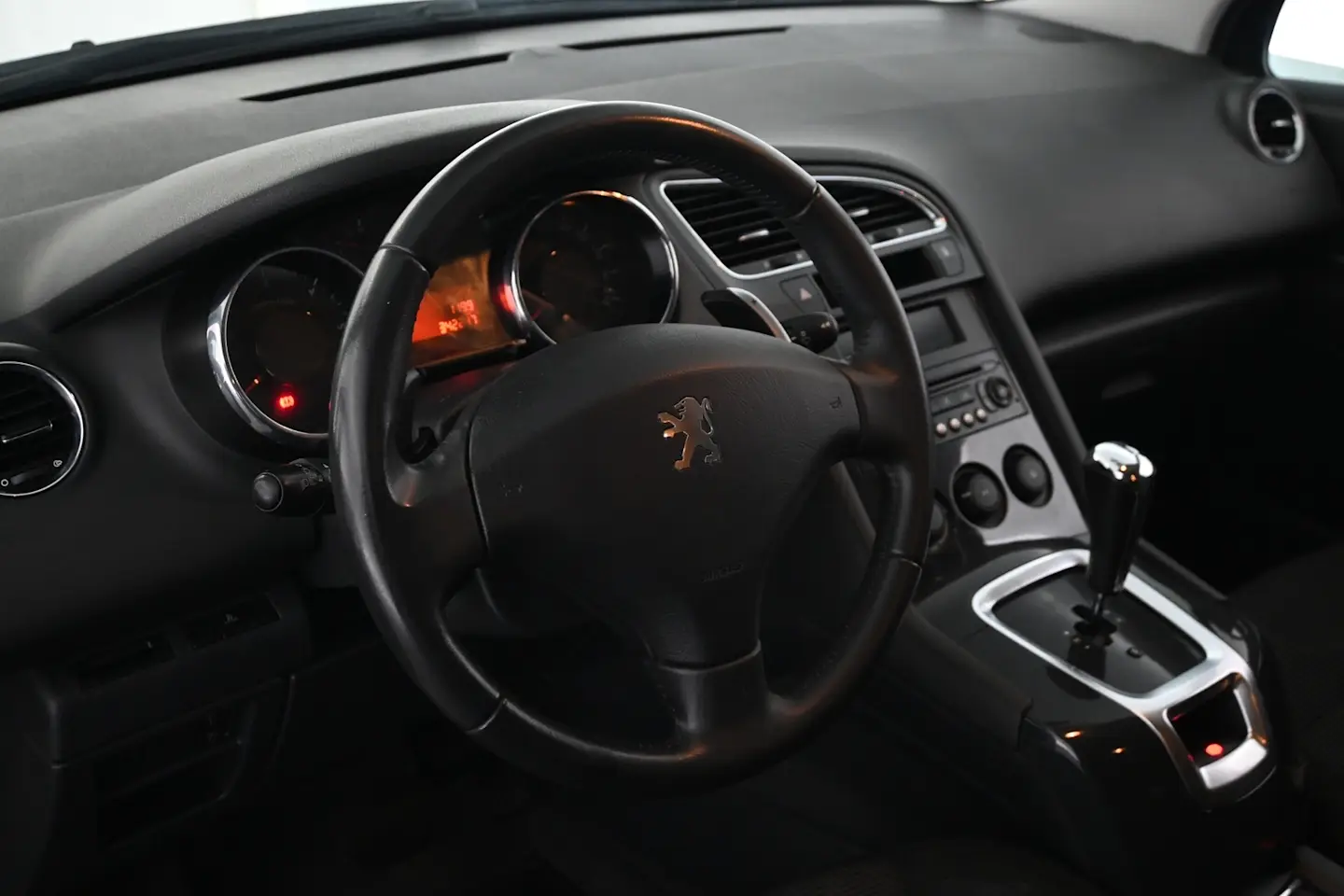 Car Image - 4n4Kqp7qQlb2HkvzOX5DQw