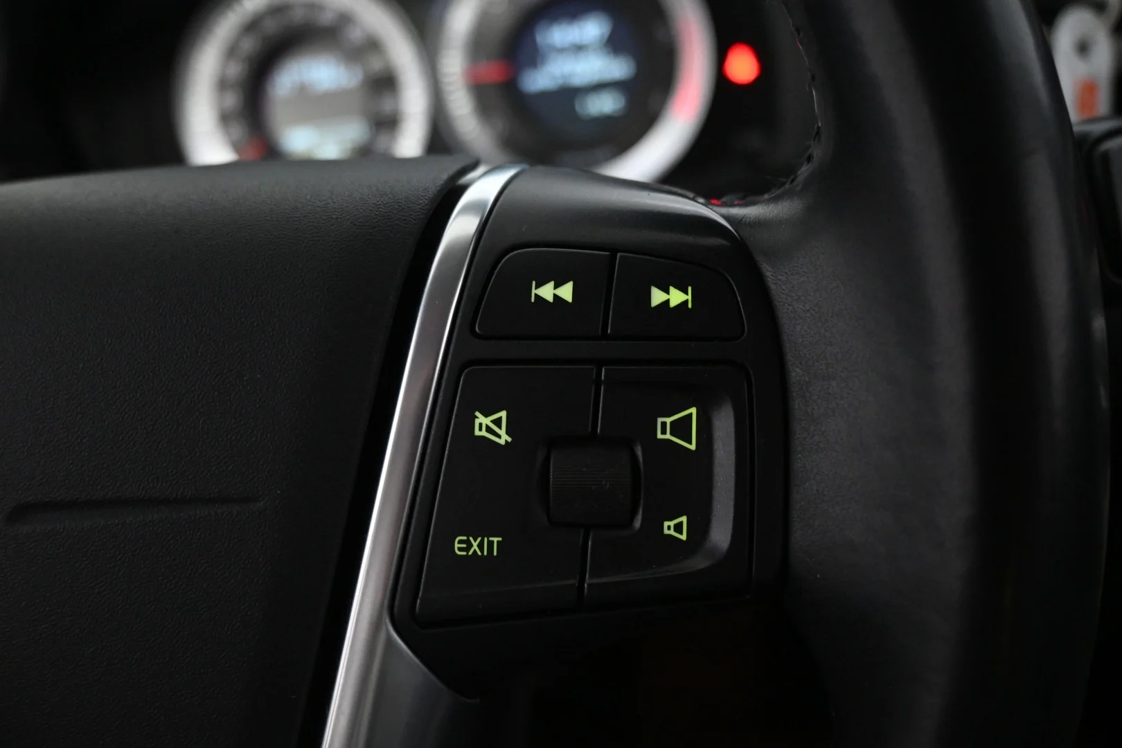 Car Image - 6ZVkwlAdicvEfPTMMMdwH3