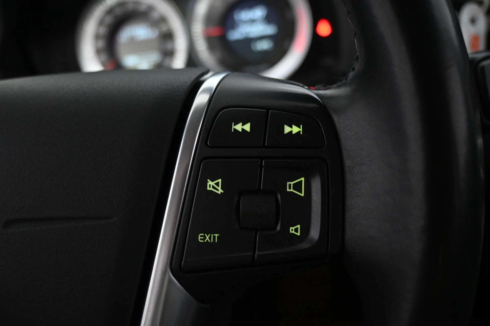 Car Image - 6ZVkwlAdicvEfPTMMMdwH3