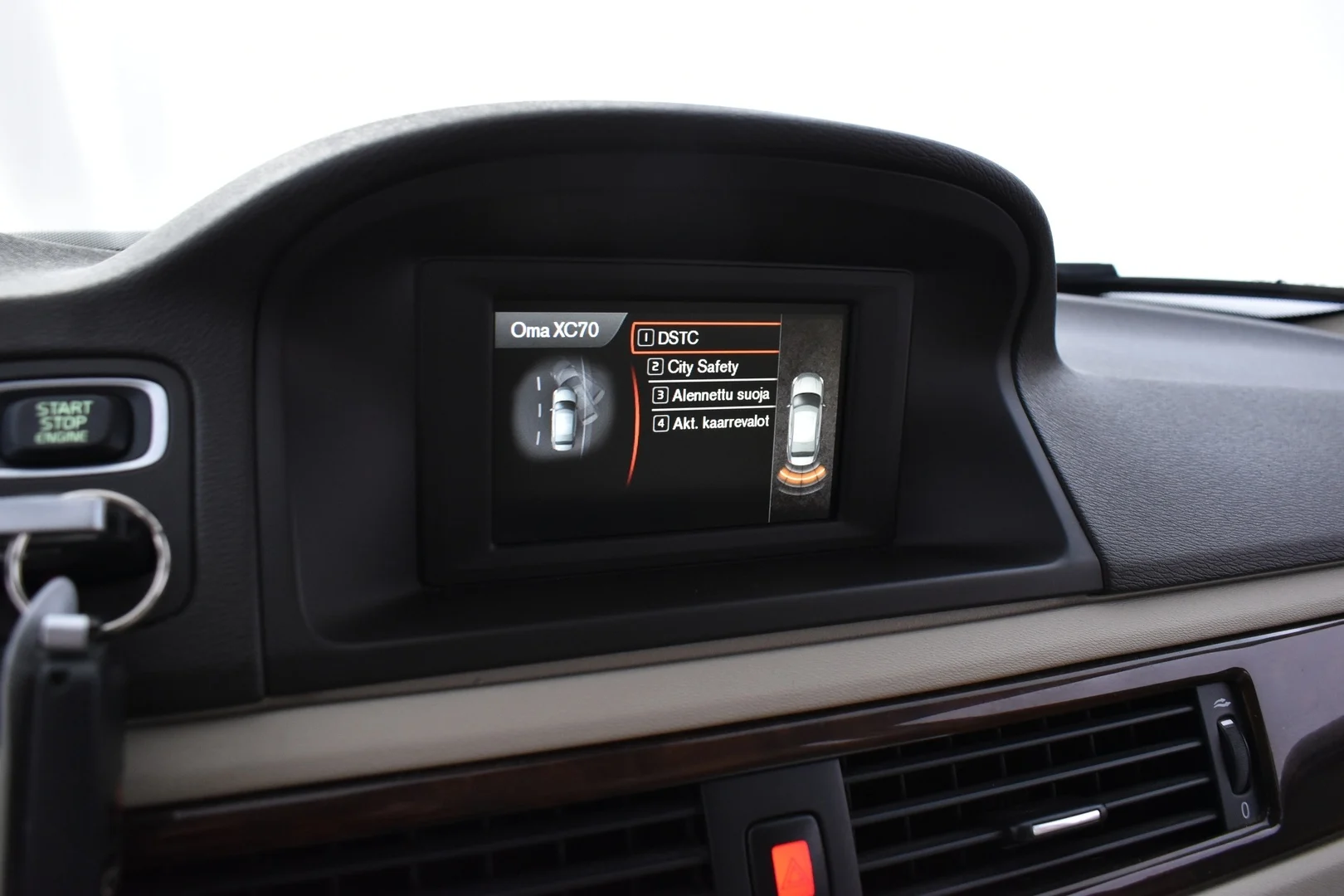 Car Image - 5pNZ59NB3hDmjcU8oR4G0p