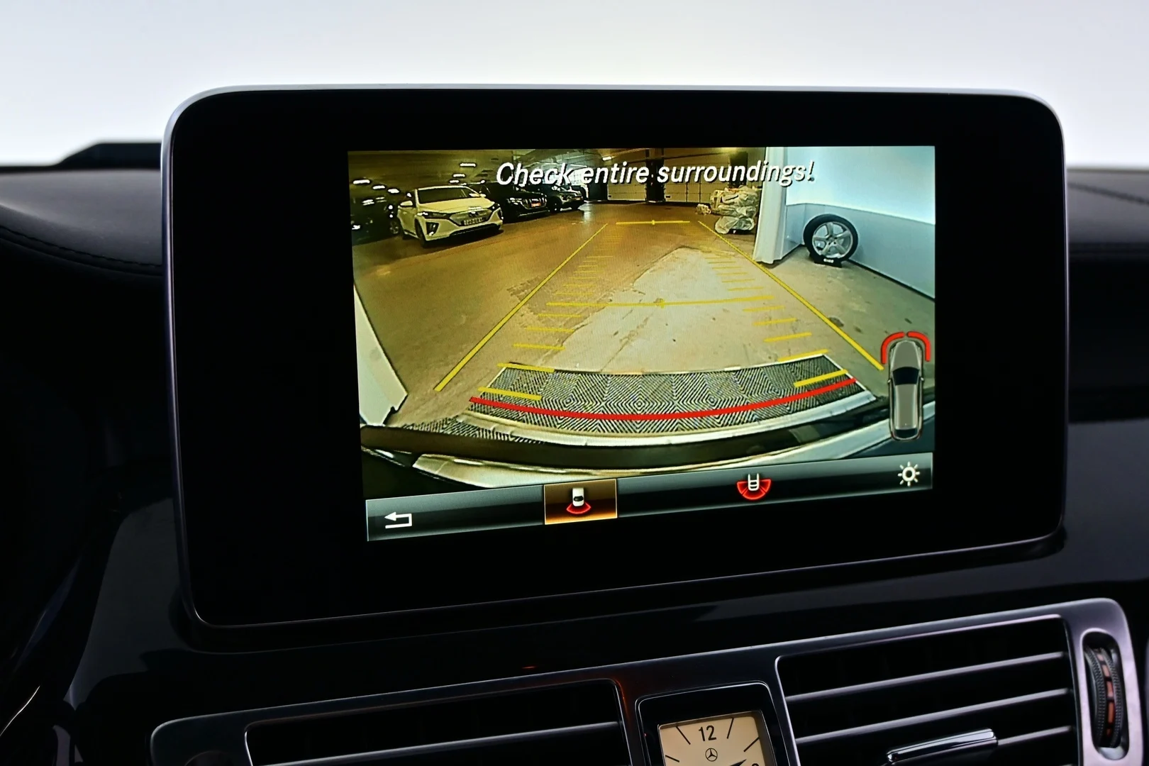 Car Image - 5kf1HhrL05B6zbieTvXmvt
