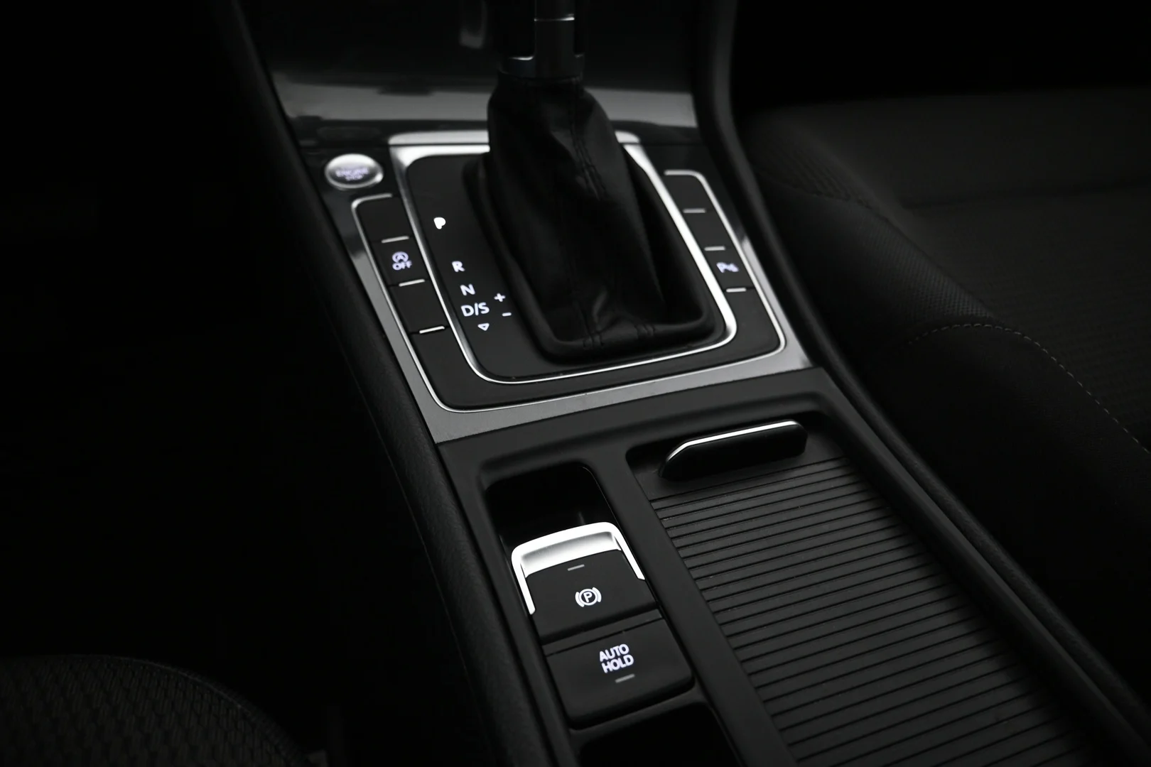 Car Image - 19L3njxh2OVumimz4gFpLx