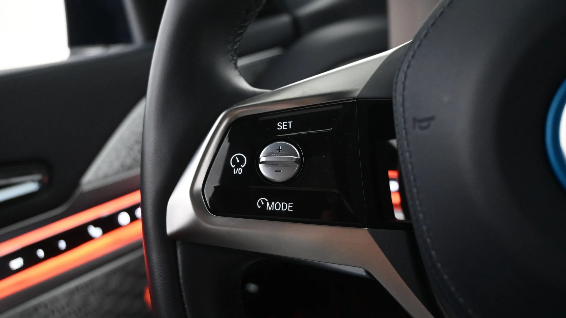 Car Image - 10nFTDhnnCghr4Sq4bAC6p