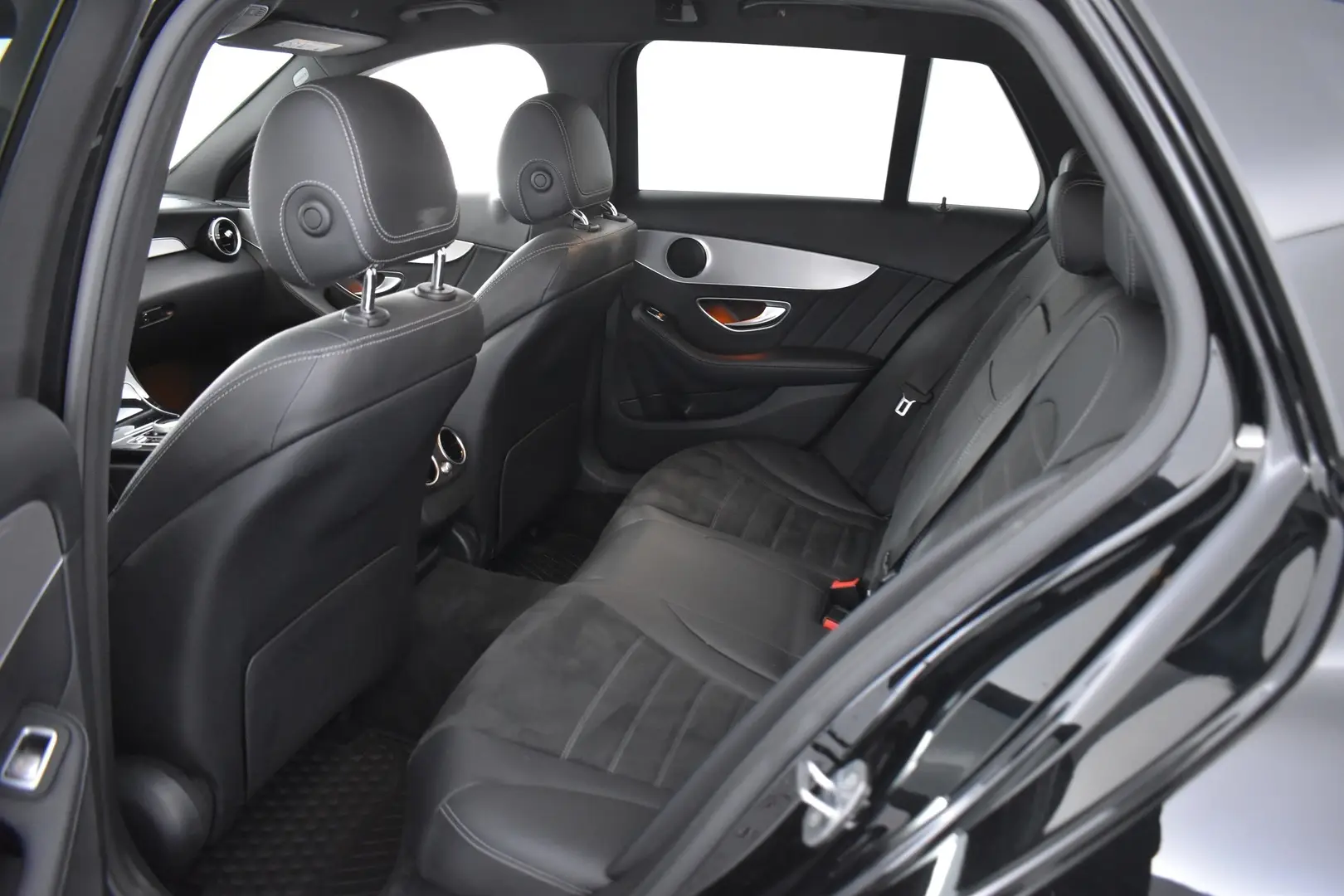 Car Image - 31XrpkA2Ivm7eD9bXFJ07c