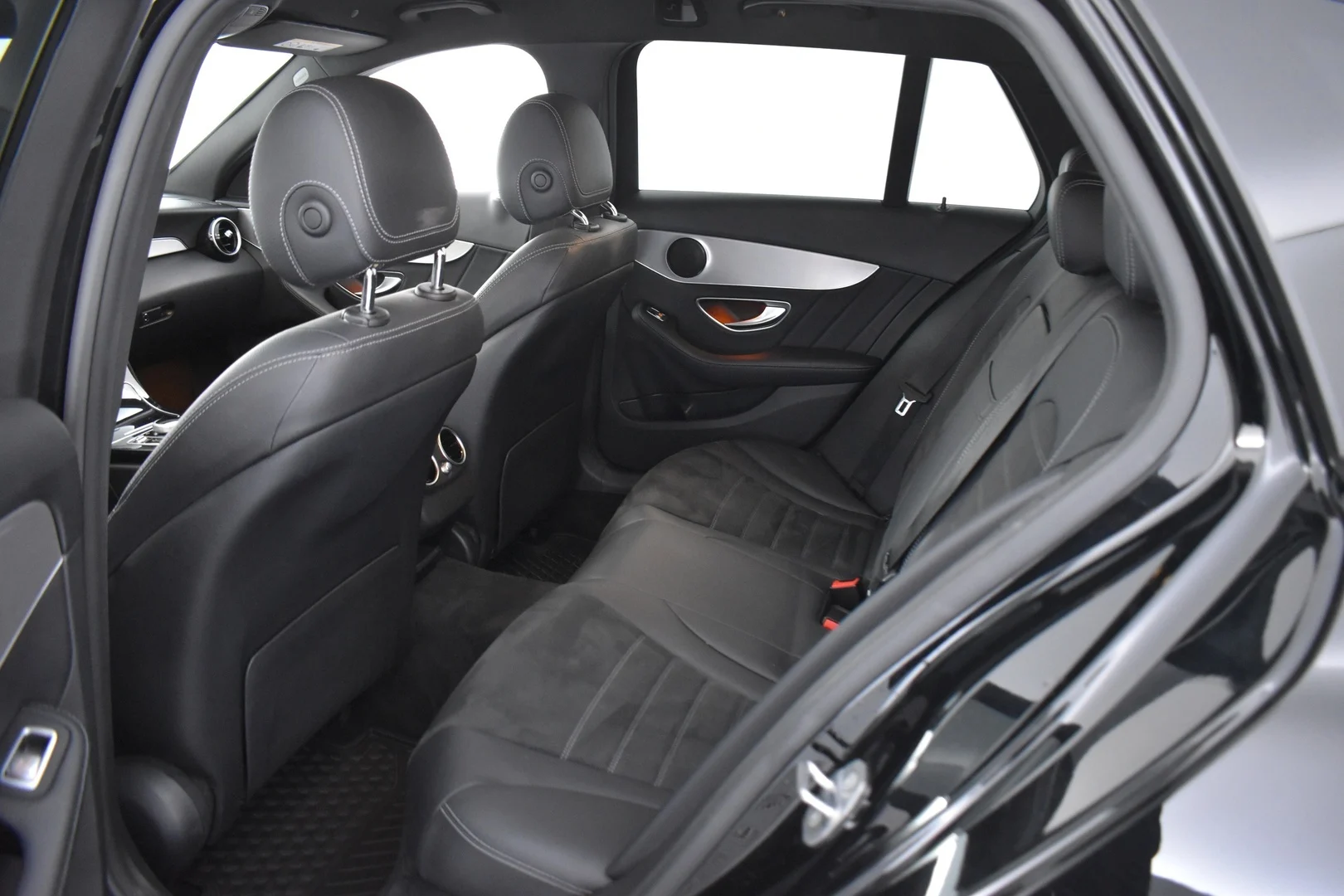 Car Image - 31XrpkA2Ivm7eD9bXFJ07c