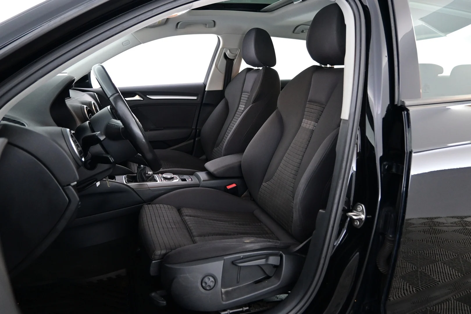 Car Image - 3w7yix873vXFuJTycawyw2