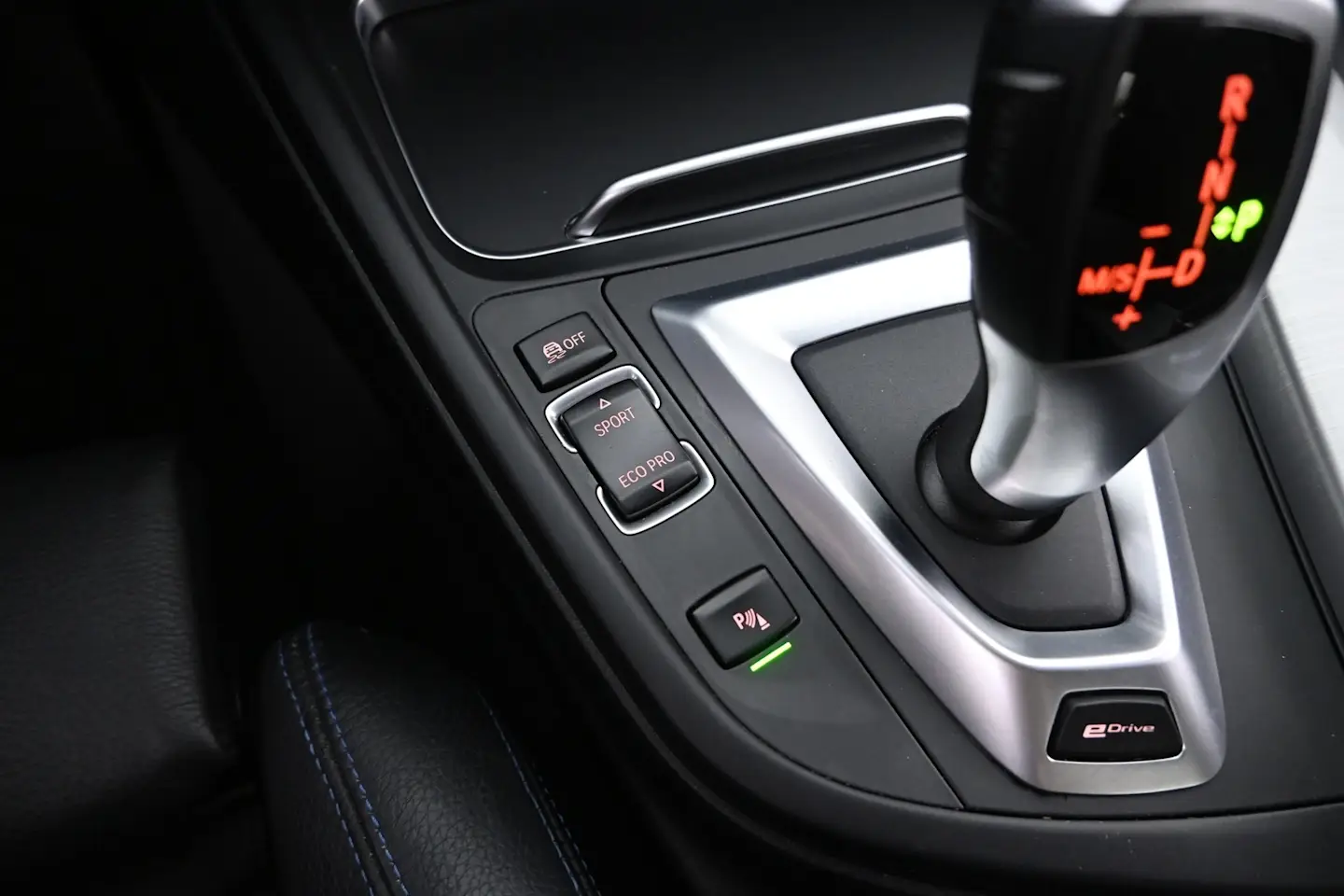 Car Image - 2jSuG5JF1K2S8AQTpXl4lJ