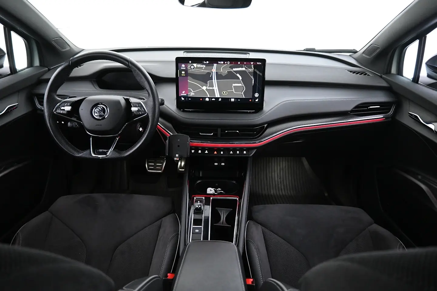 Car Image - 3QMFJkQ8i6z3ZHbsewKFoA