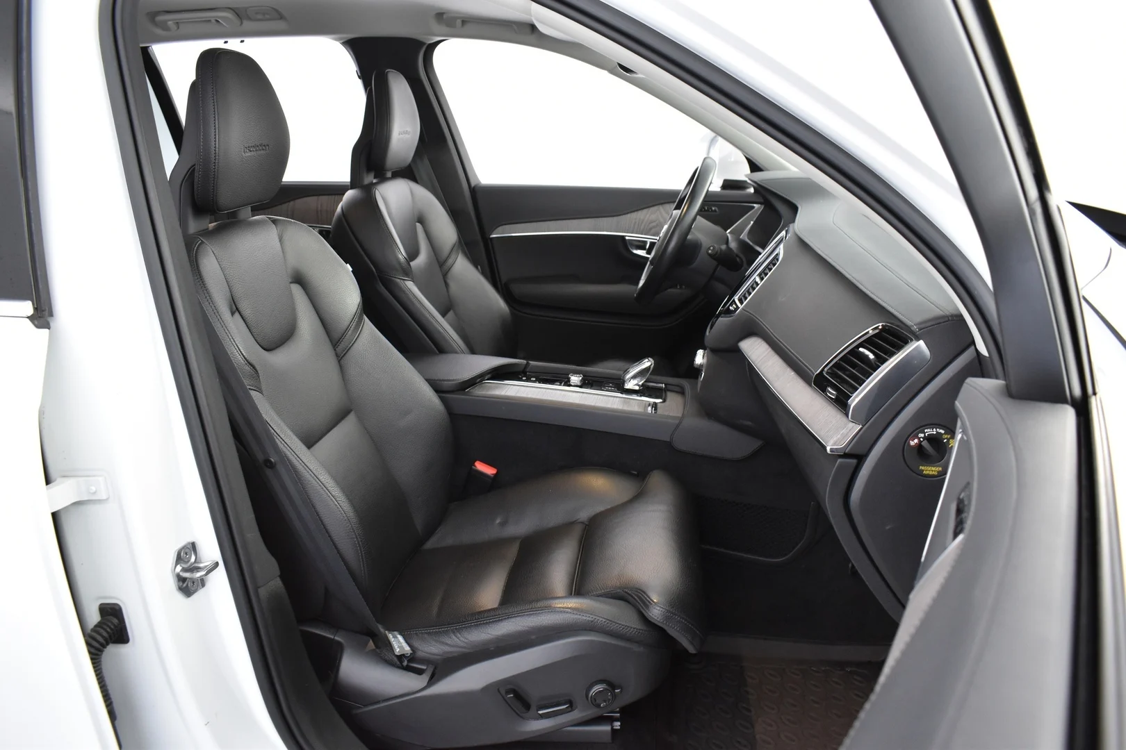 Car Image - 1b8nNMNArJjD3P7gSgarao