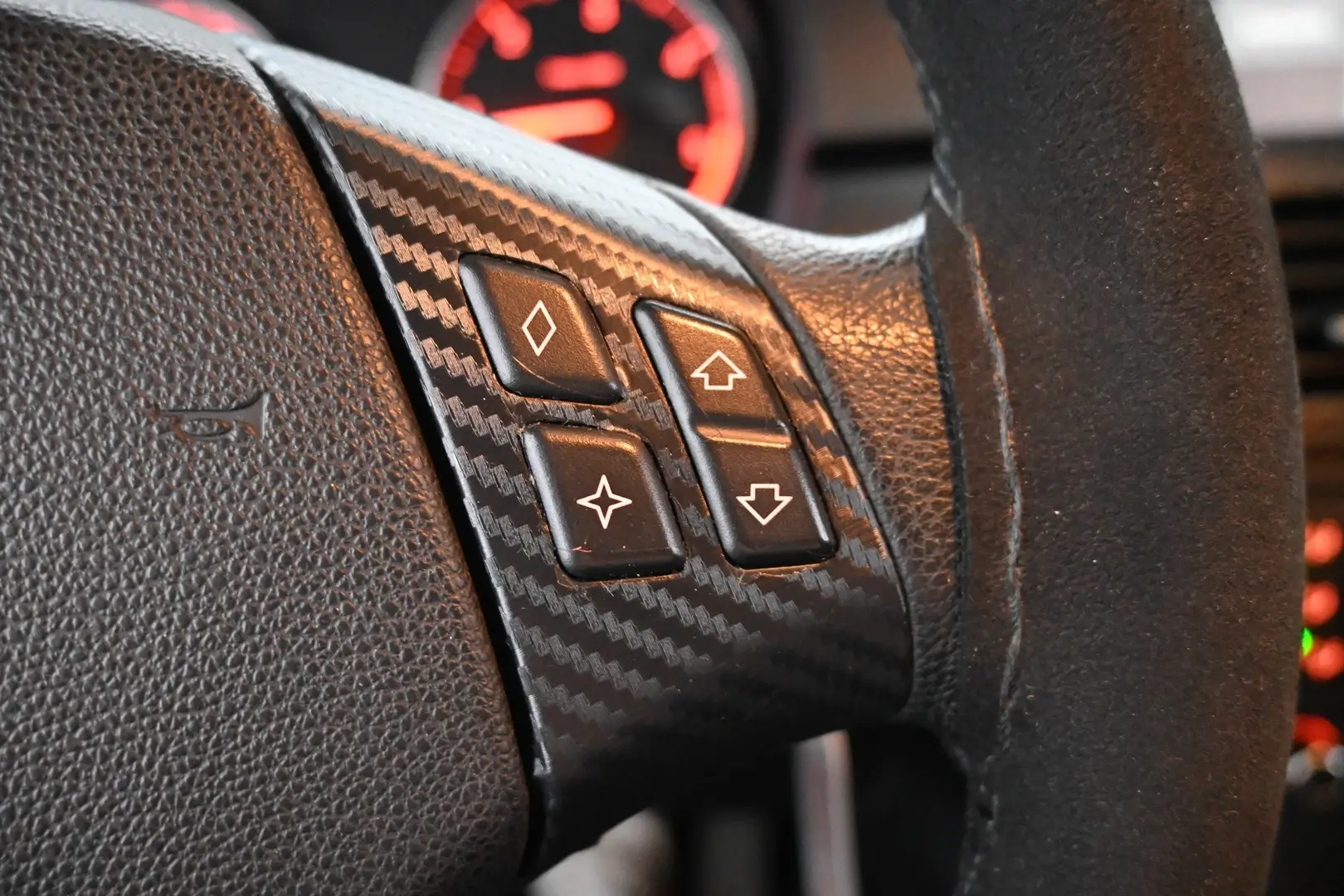 Car Image - 2wJncvDVQa2poMAsxPS73d