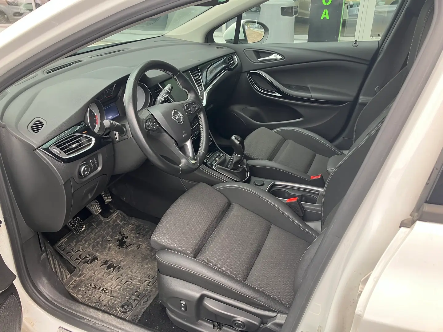 Car Image - omnqp495imK1Sa8TNwMU2