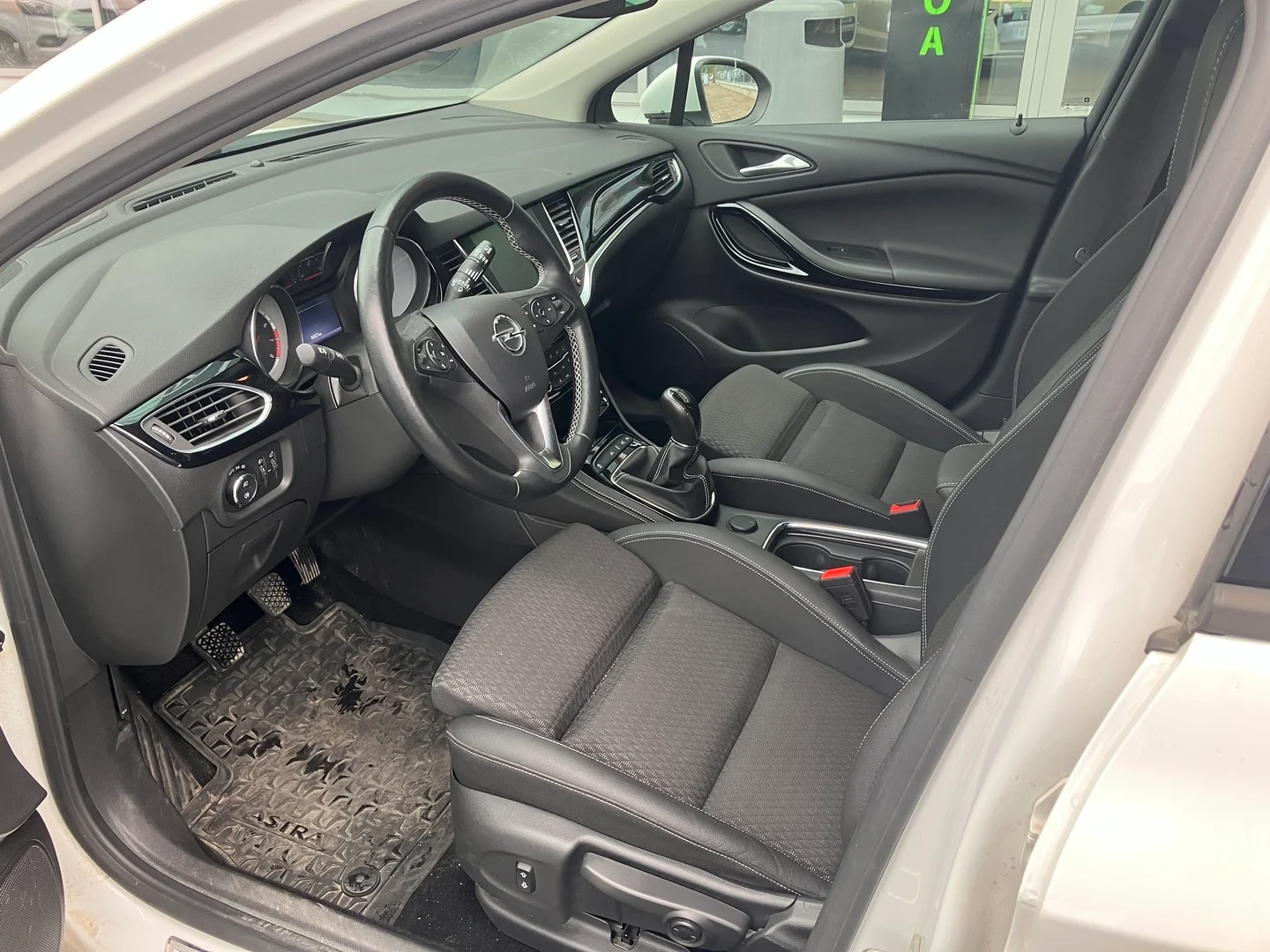 Car Image - omnqp495imK1Sa8TNwMU2